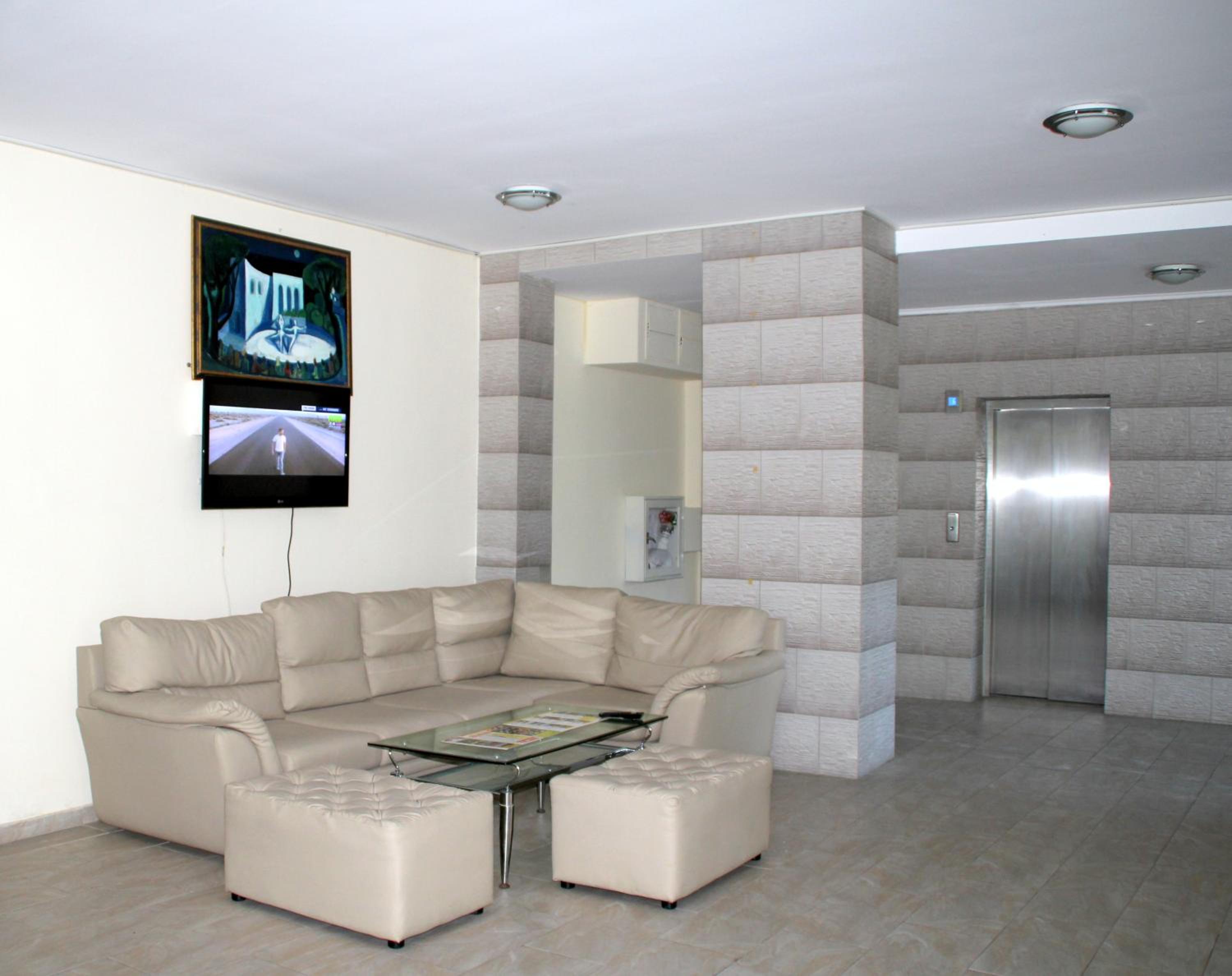 Dilov Apartments in Yalta Golden Sands