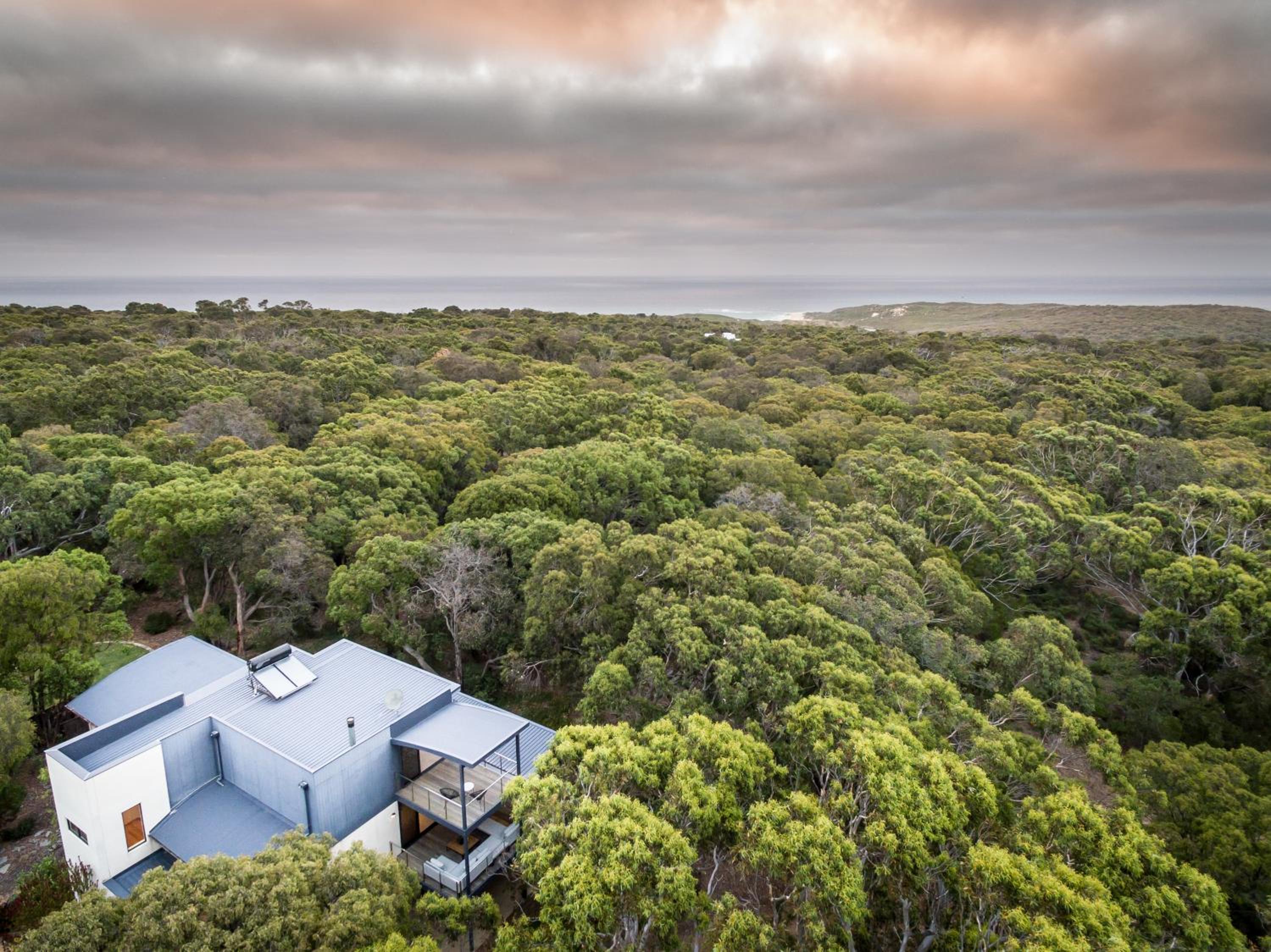 Carpe Vino - quiet bushland home, Margaret River