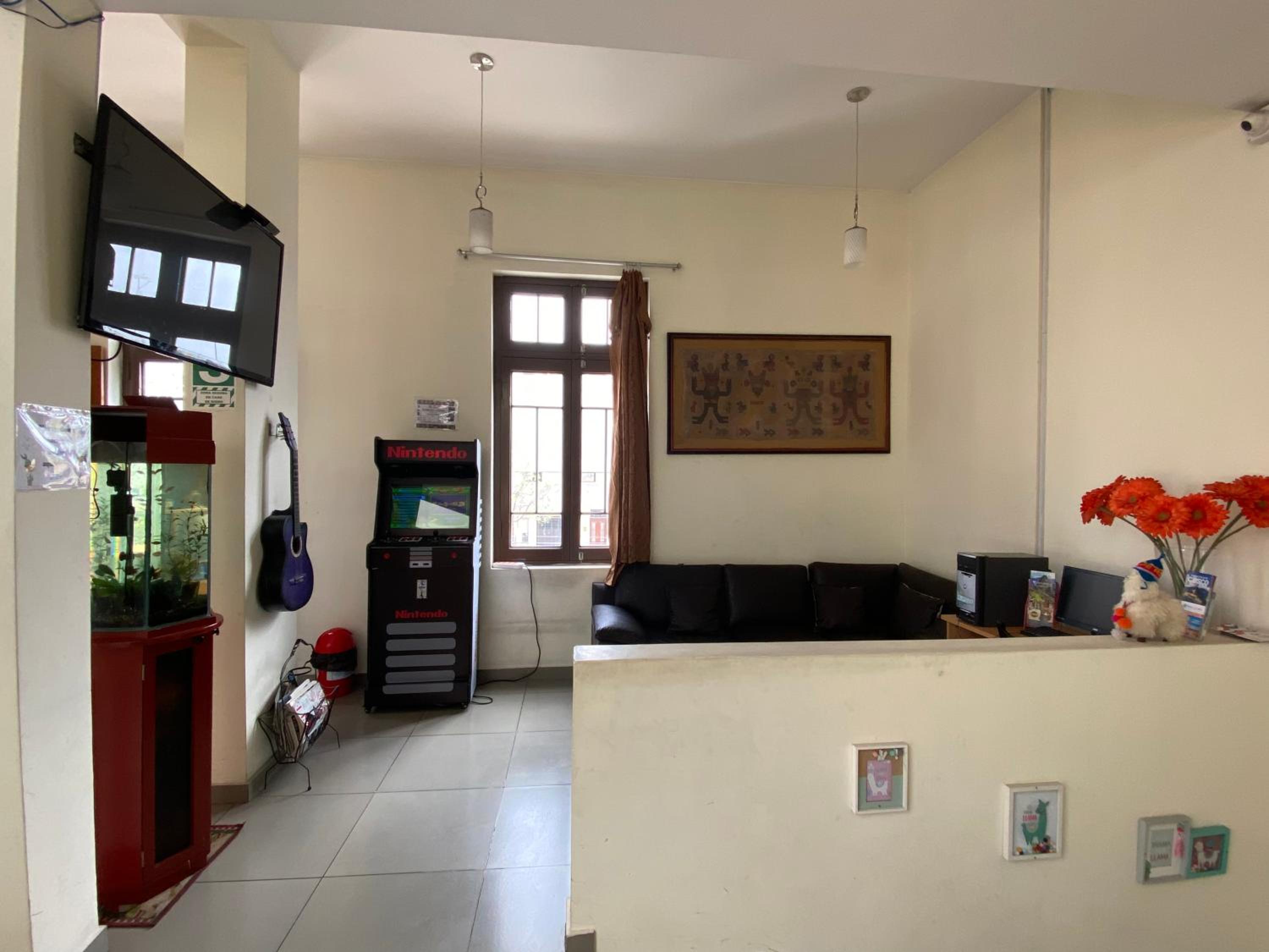 Lima House Hostel