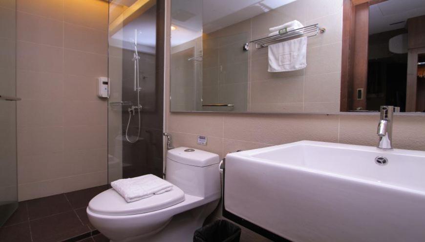 Likas Square - KK Spacious Homestay photo 2