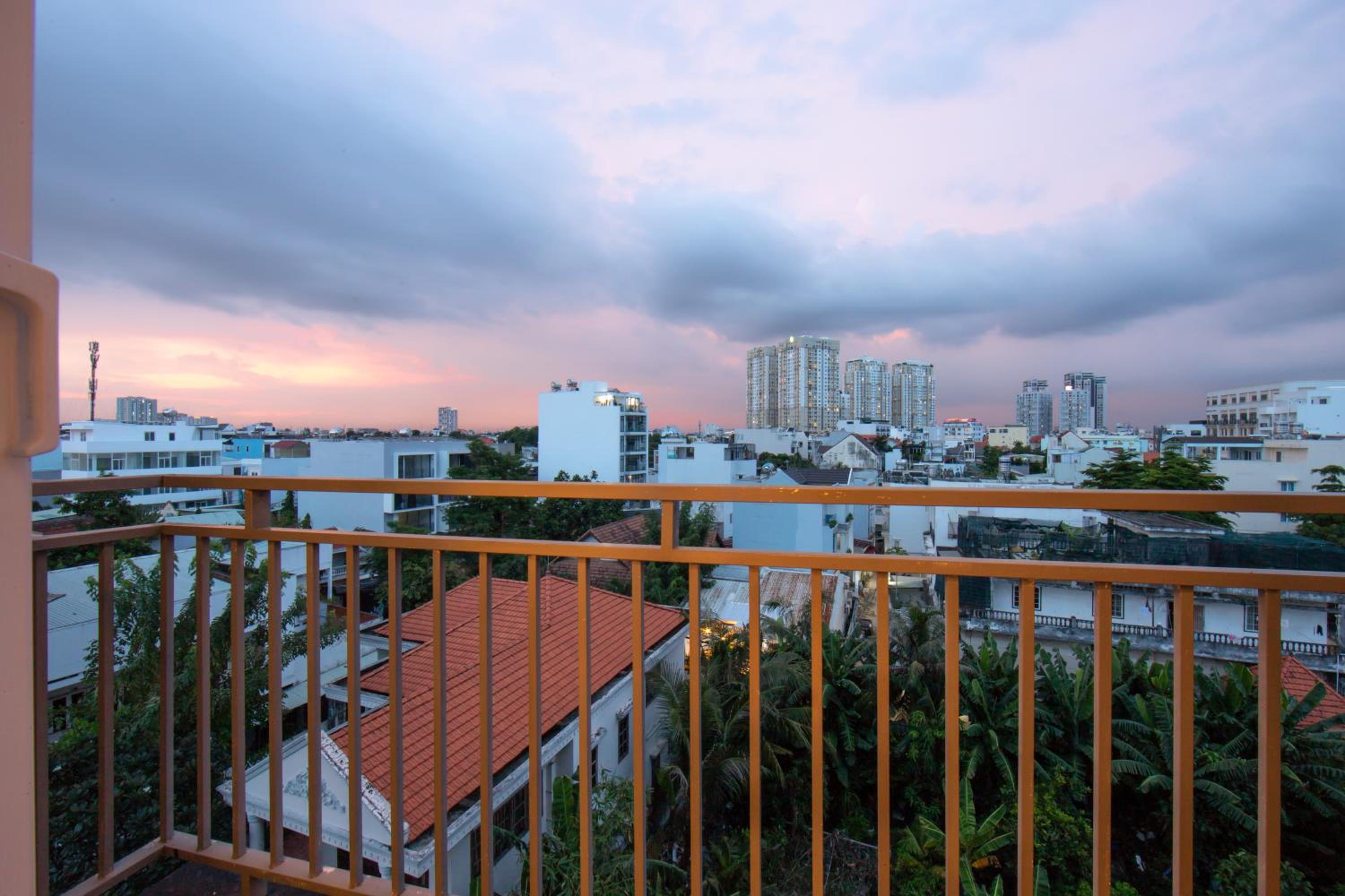 Belong Living Quoc Huong - Serviced Apartment