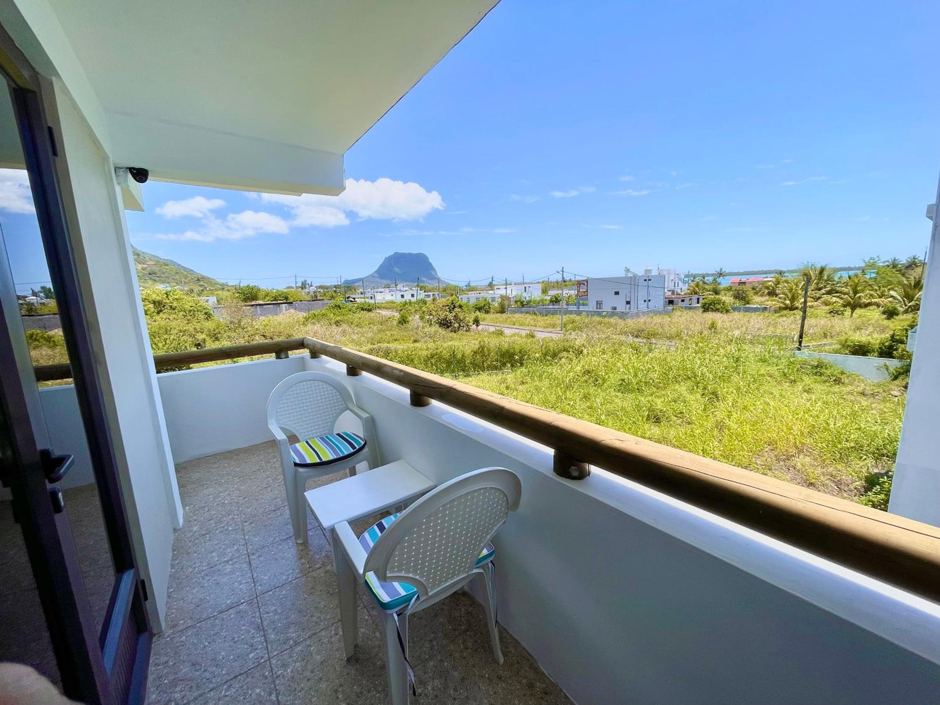 Tenexia - Morne Brabant Studio view 4