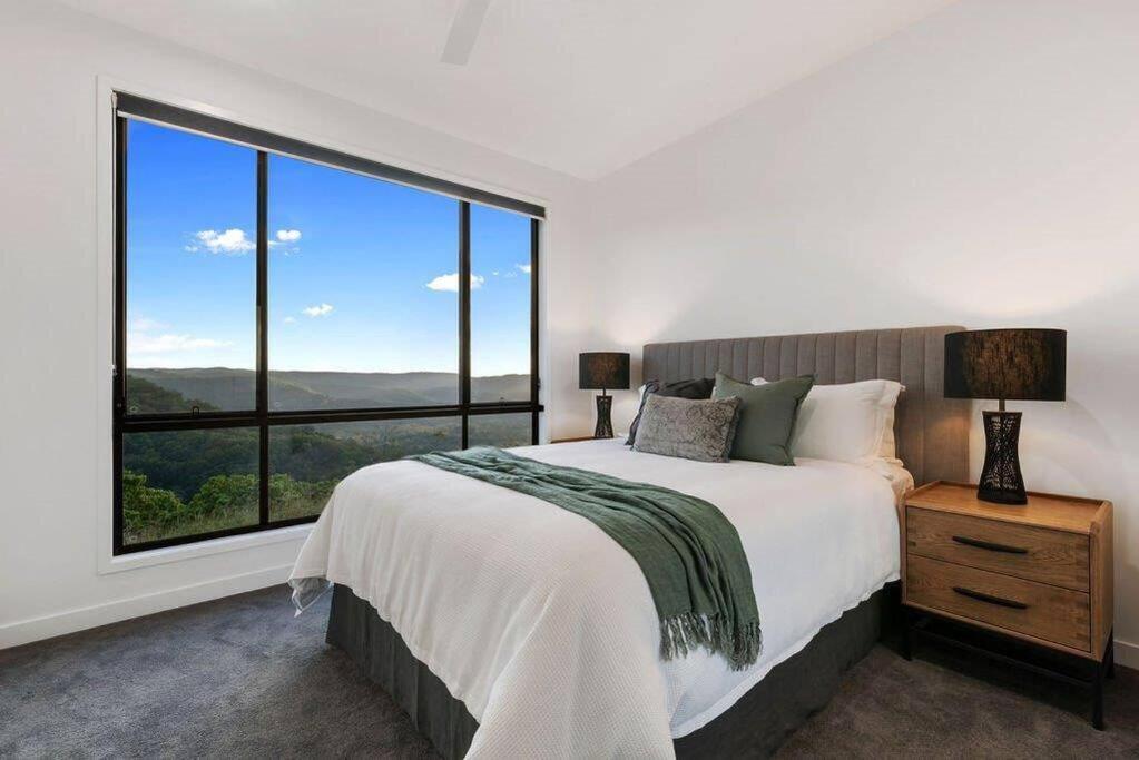 The Ridge at Maleny 3 Bedroom Executive Residence
