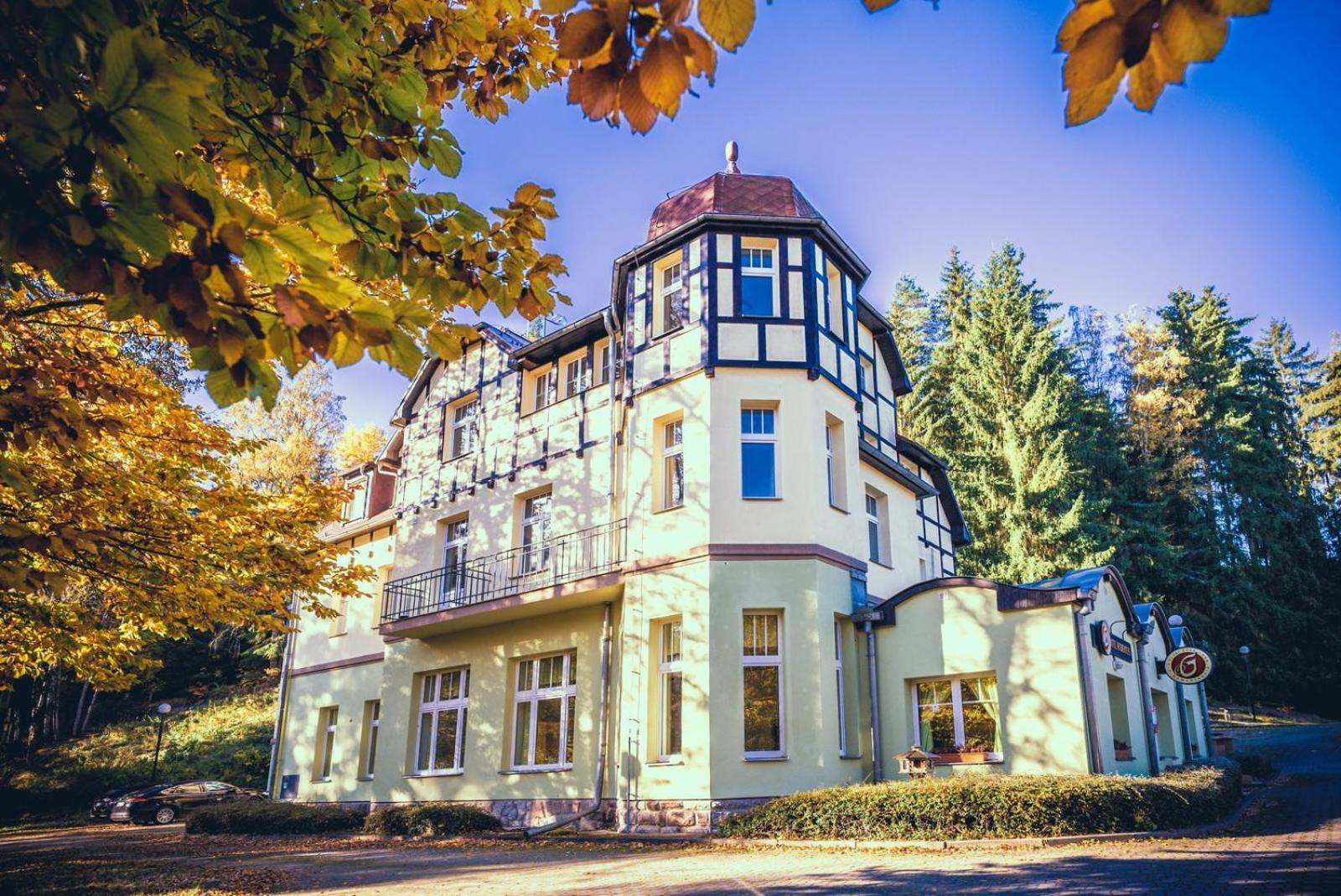 Hotel Hubertus - Image 1