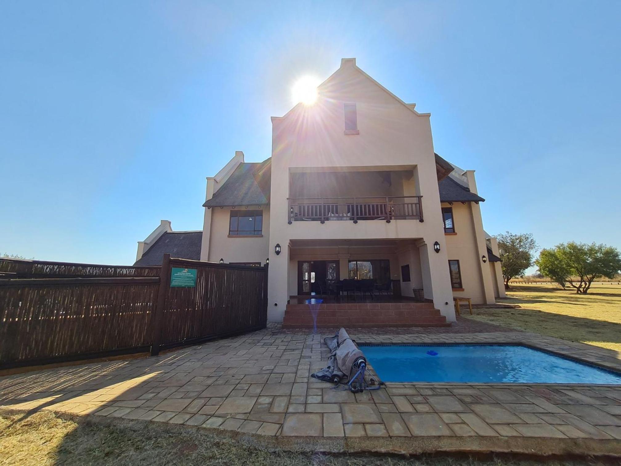 Zebula No 2 Waterbergs Over the Savannah 4 Bedroom view 5