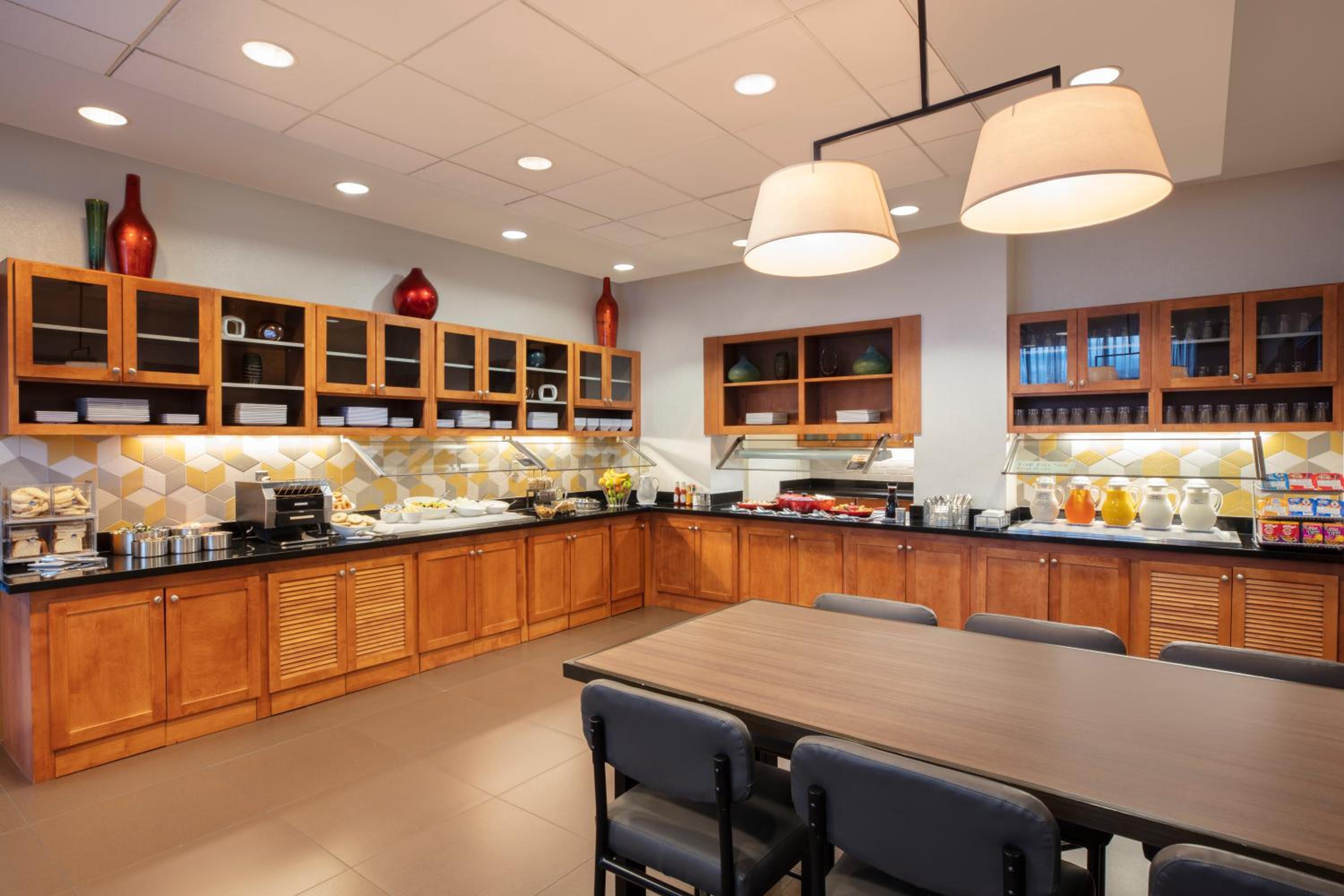 Reno Vacations - Hyatt Place Reno/Tahoe Airport - Property Image 29