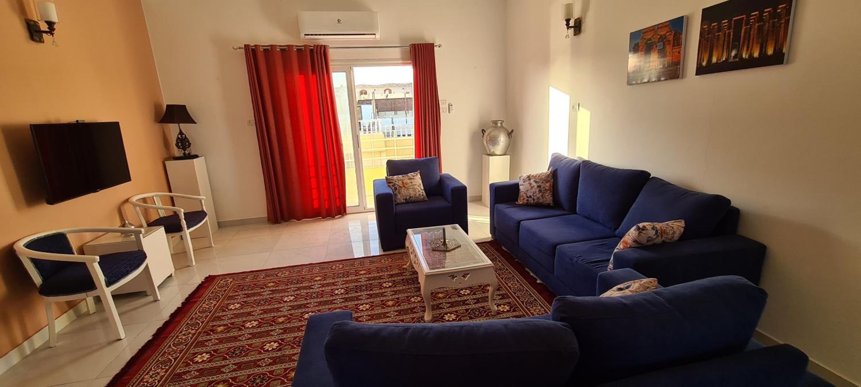 Senmut Luxory Apartments