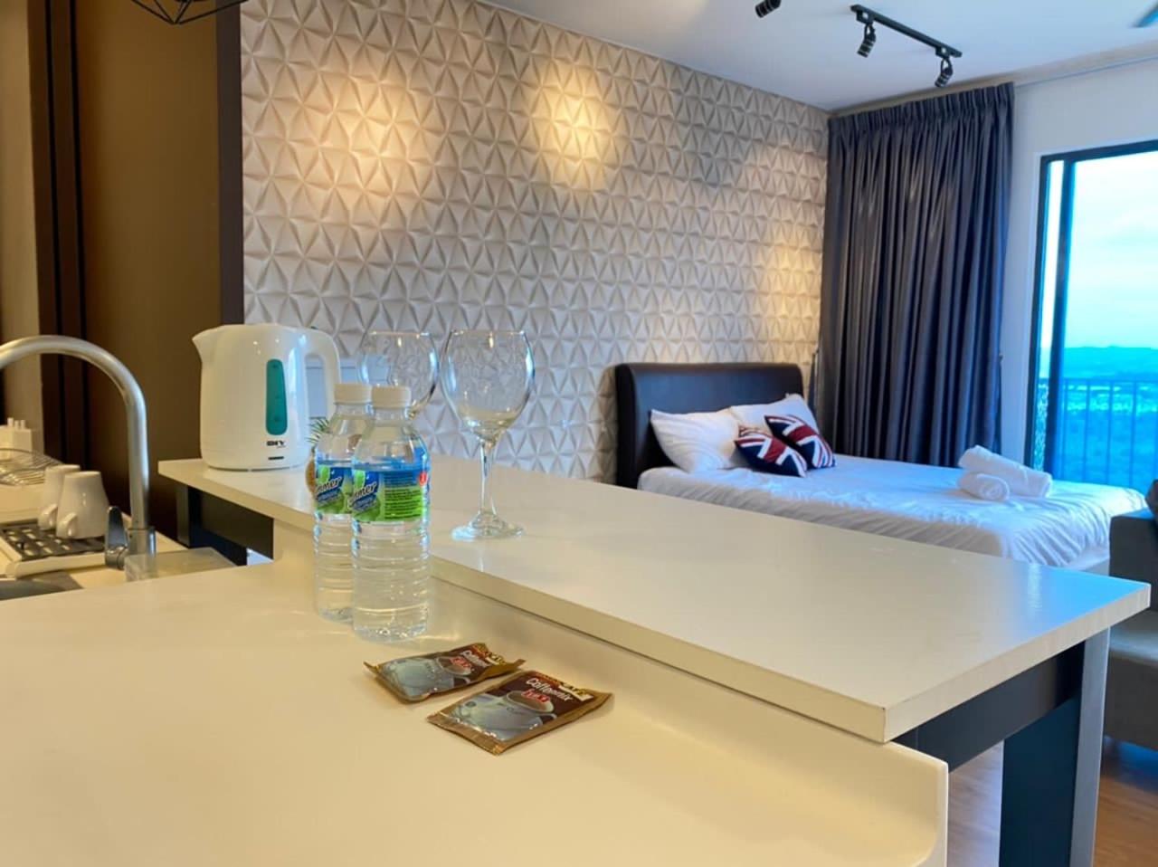 Zillion Cozy - Trefoil Setia Alam- Next to Setia City Mall & Convention Centre photo 8