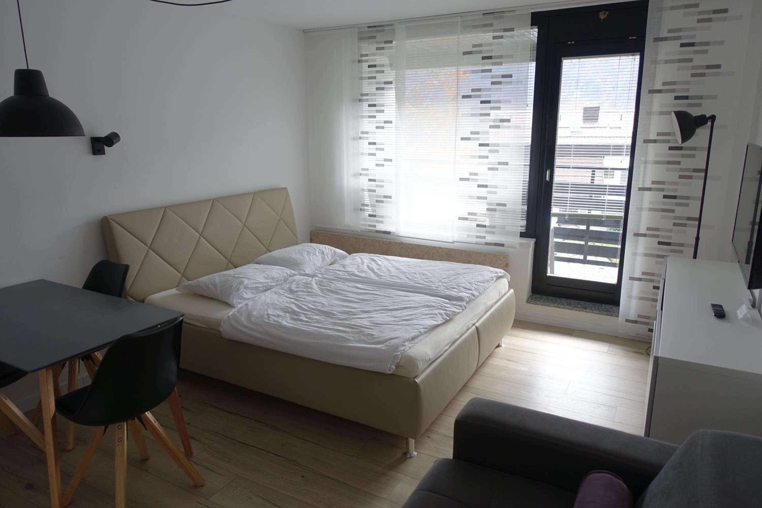 Photo 42