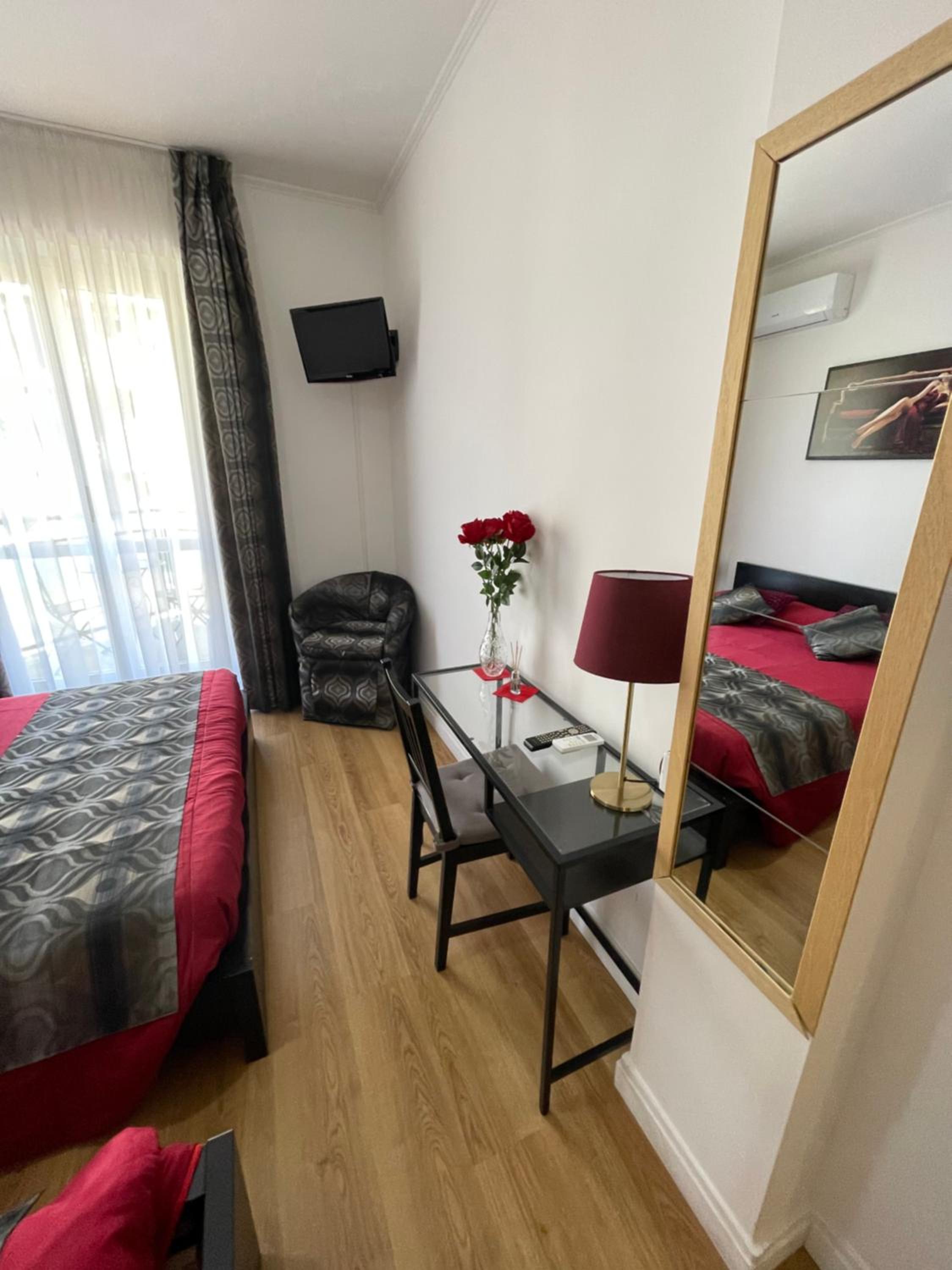 hotel room