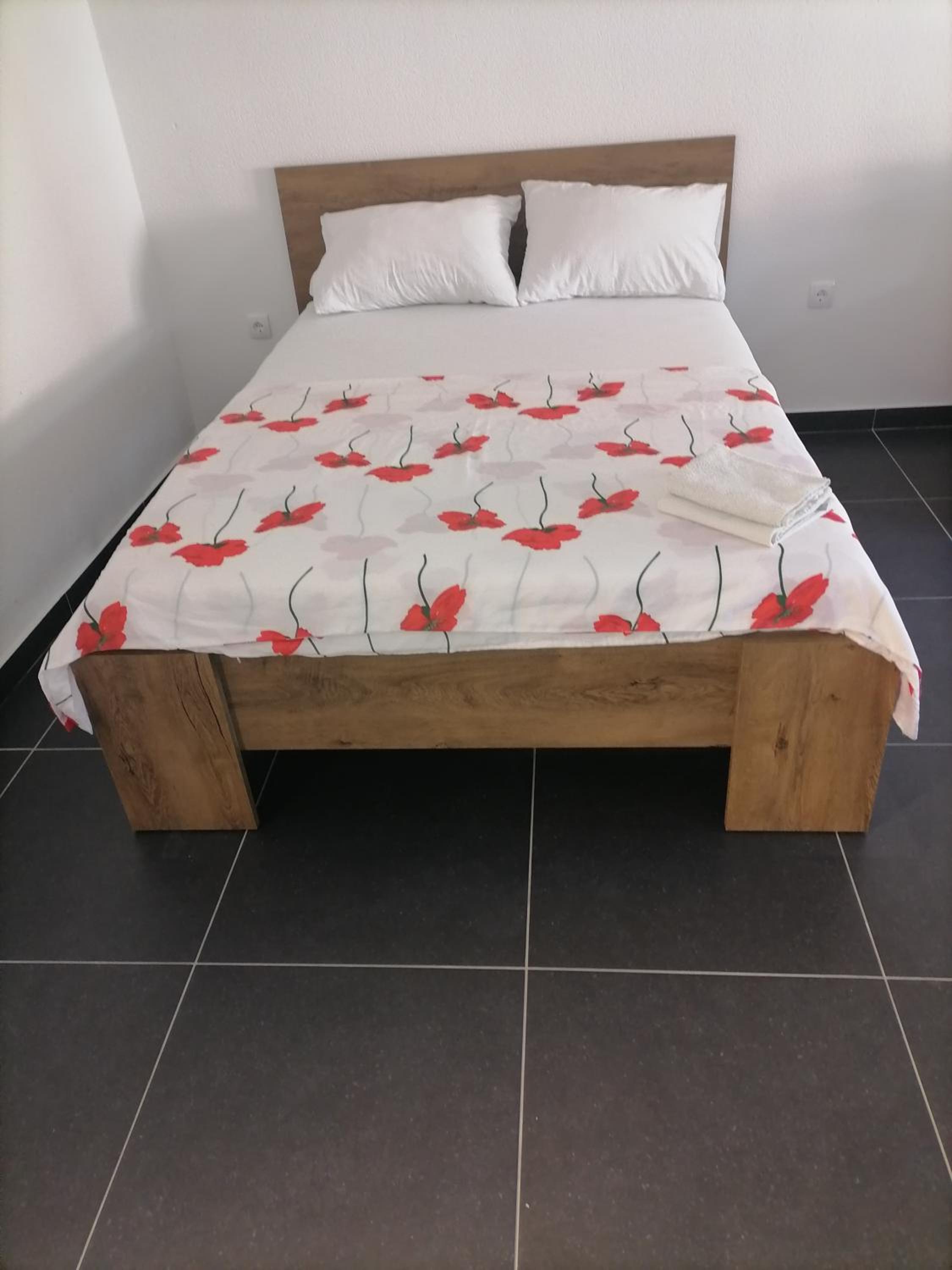 Sky apartman 2