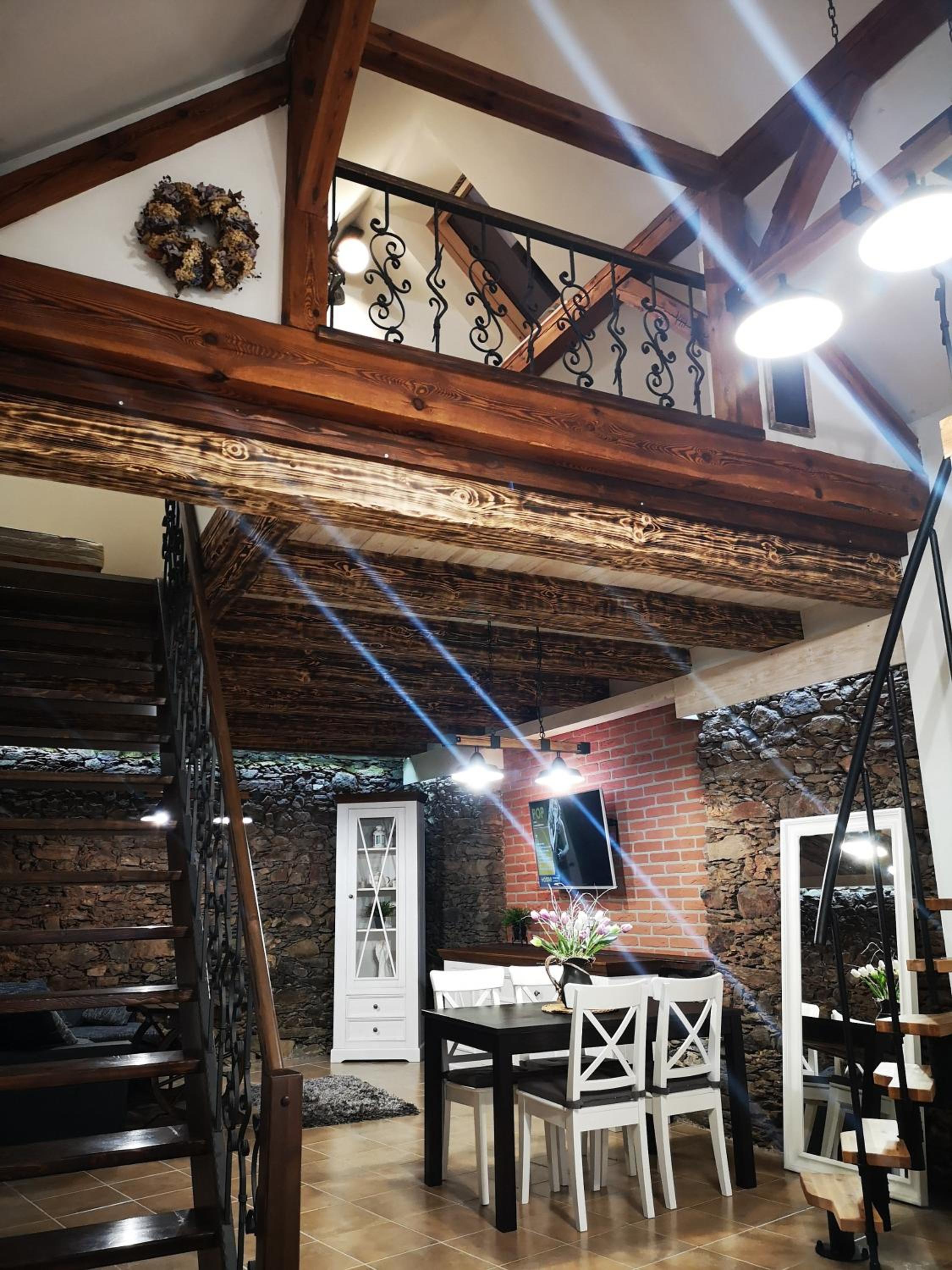 Dráchovský apartmán a vejminek