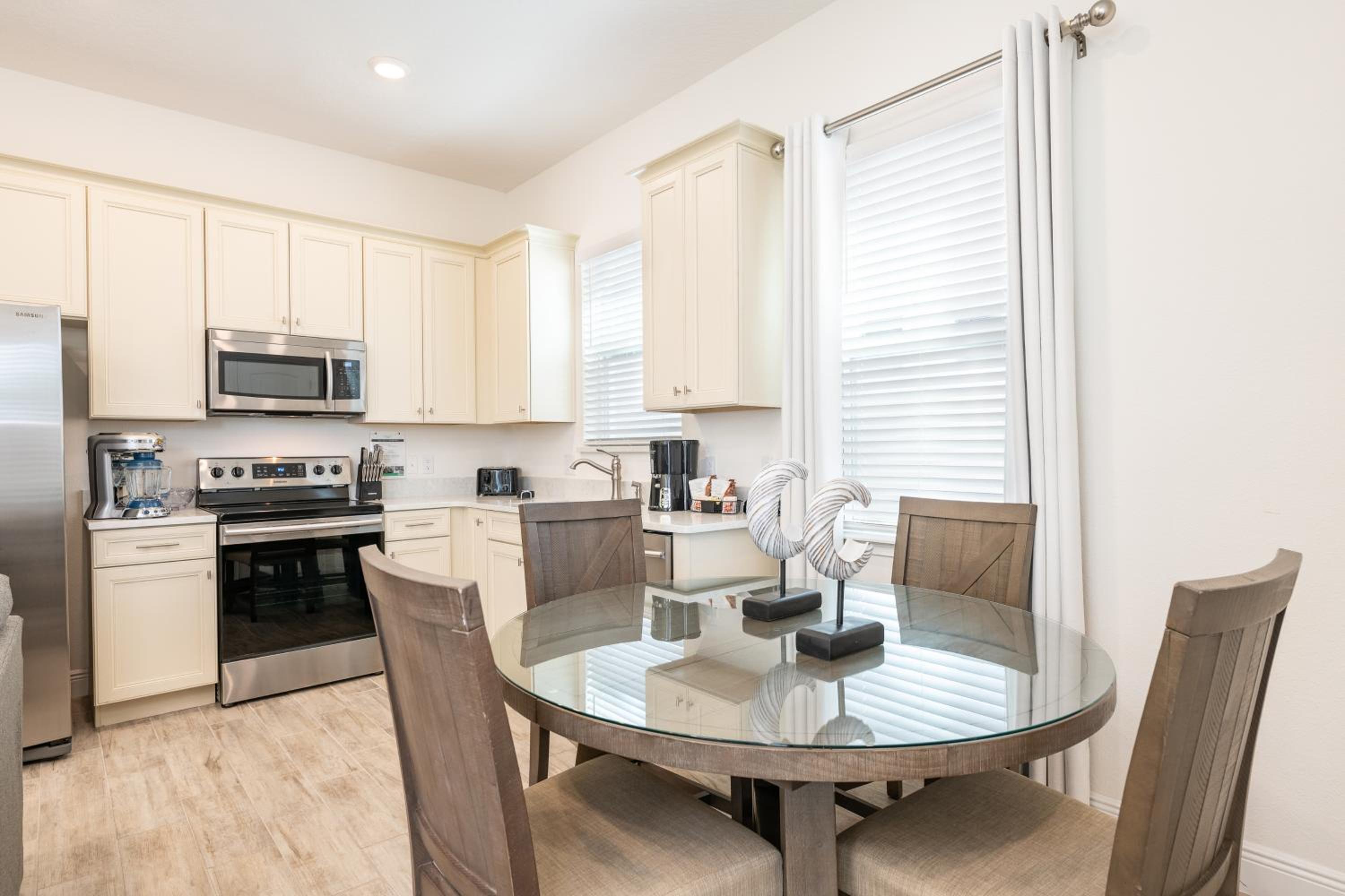 Delightful Cottage Near Disney With Margaritaville Resort & Island H20 Waterpark Access - 2956Sr