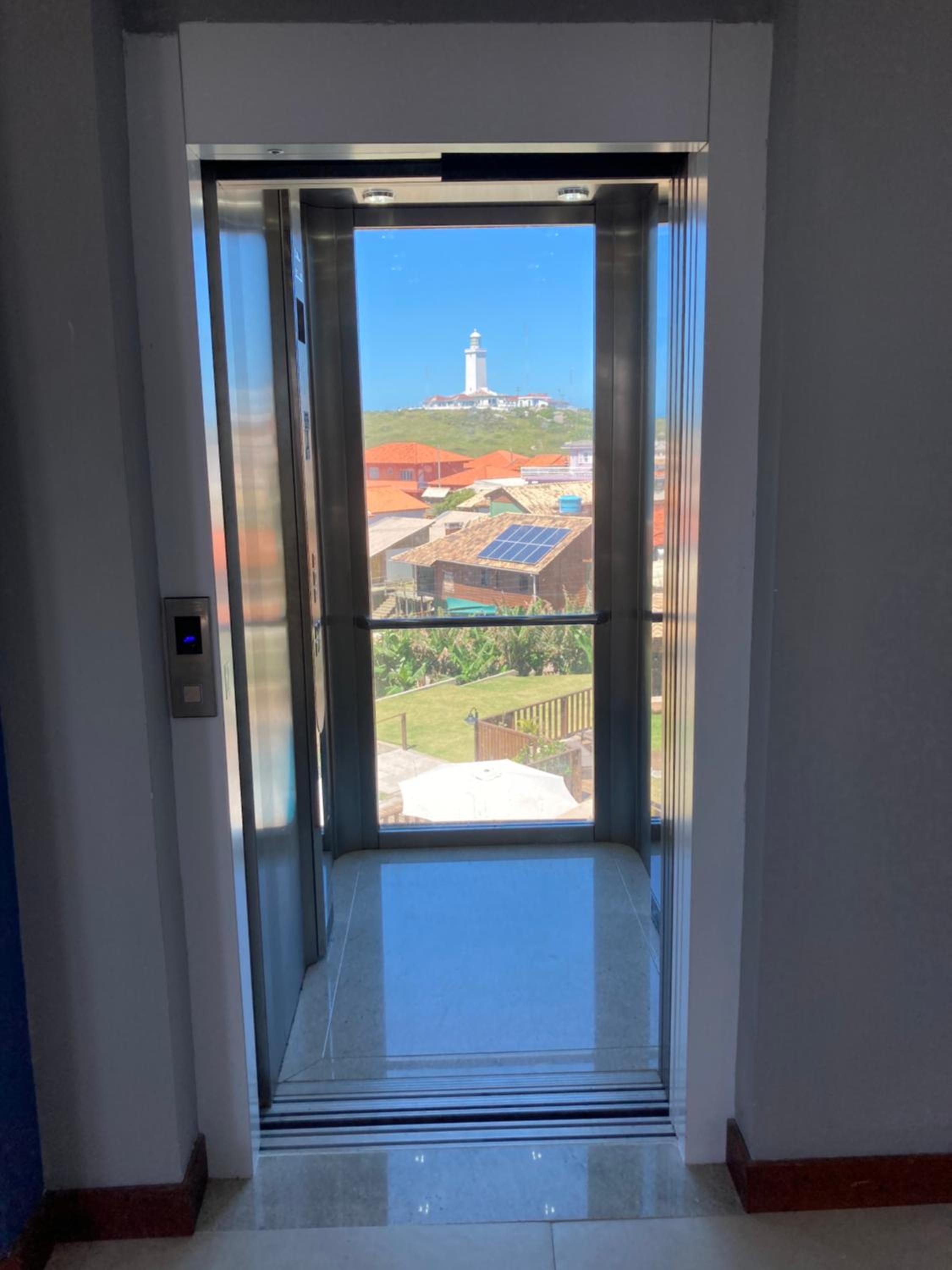 Residence Farol - Loft 213 - Vista mar Prainha e Farol view 4