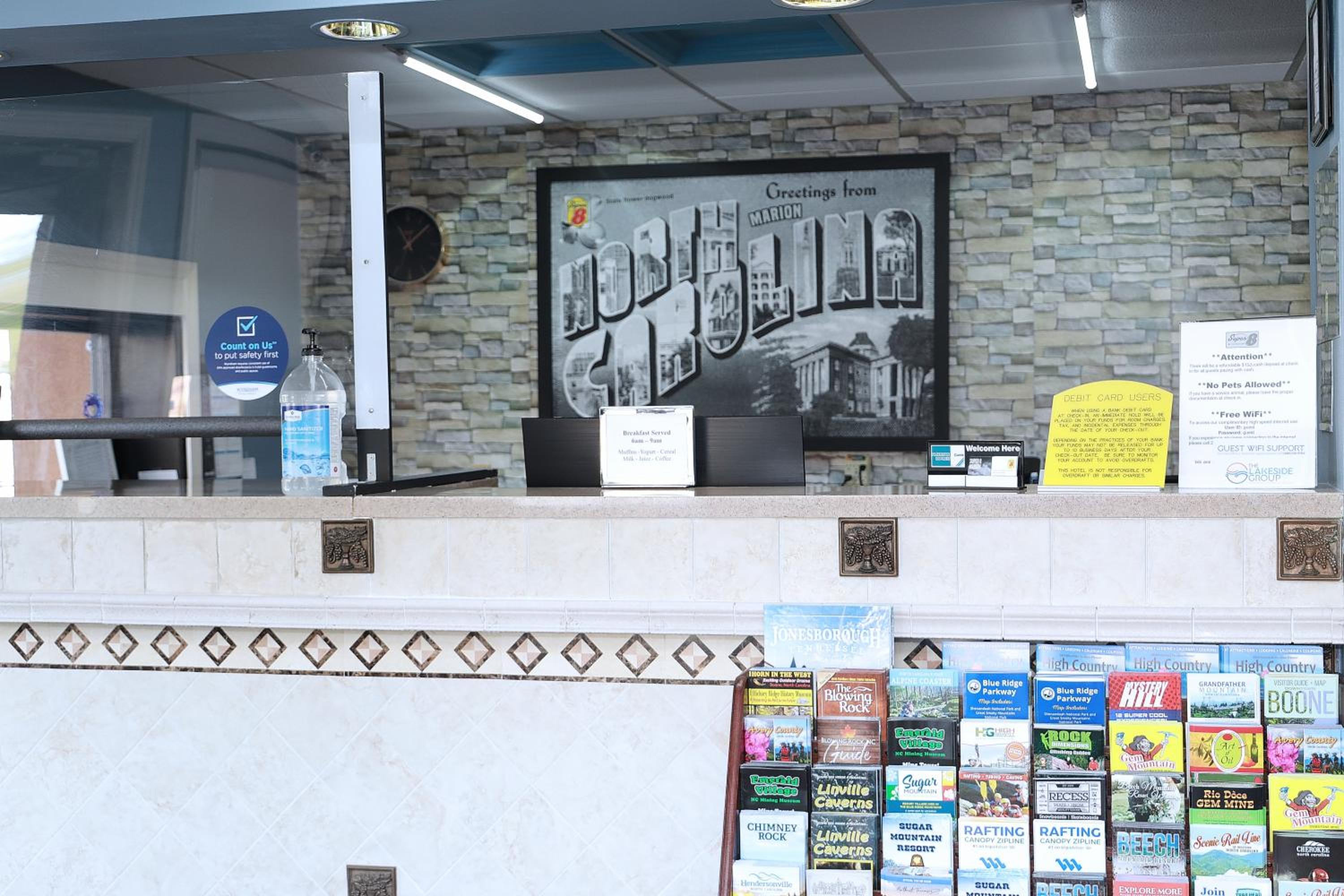 Marion Vacations - Super 8 by Wyndham Marion NC - Property Image 45