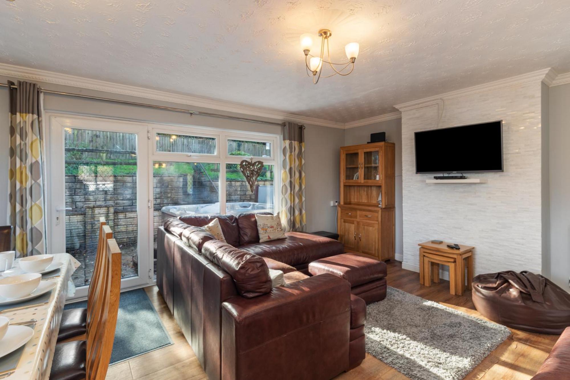 Hazelglade Cottage - Hot Tub, Games Room, Pet Friendly view 5