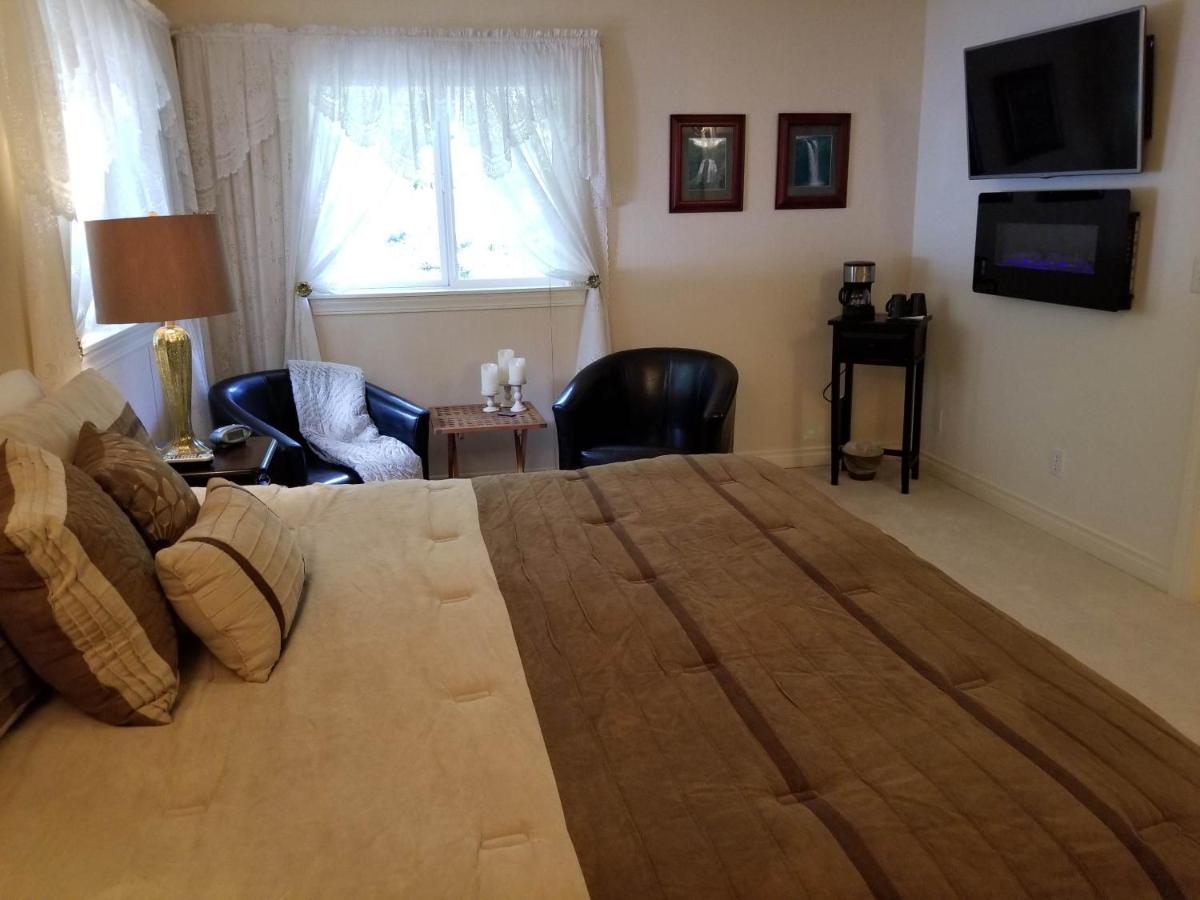 Fox Den Bed & Breakfast