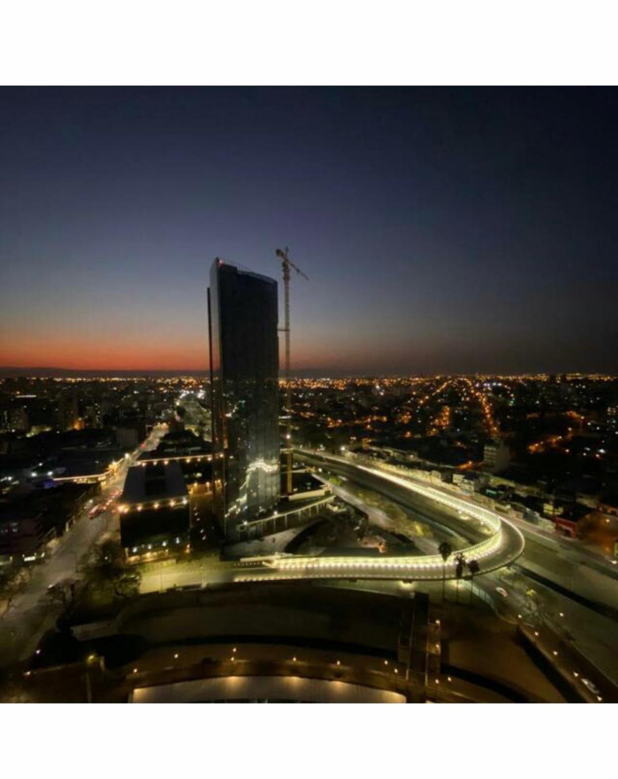 DEPARTAMENTO VIP PREMIUM EN EL CENTRO - Arte y Vistas panorámicas a toda la ciudad y el río