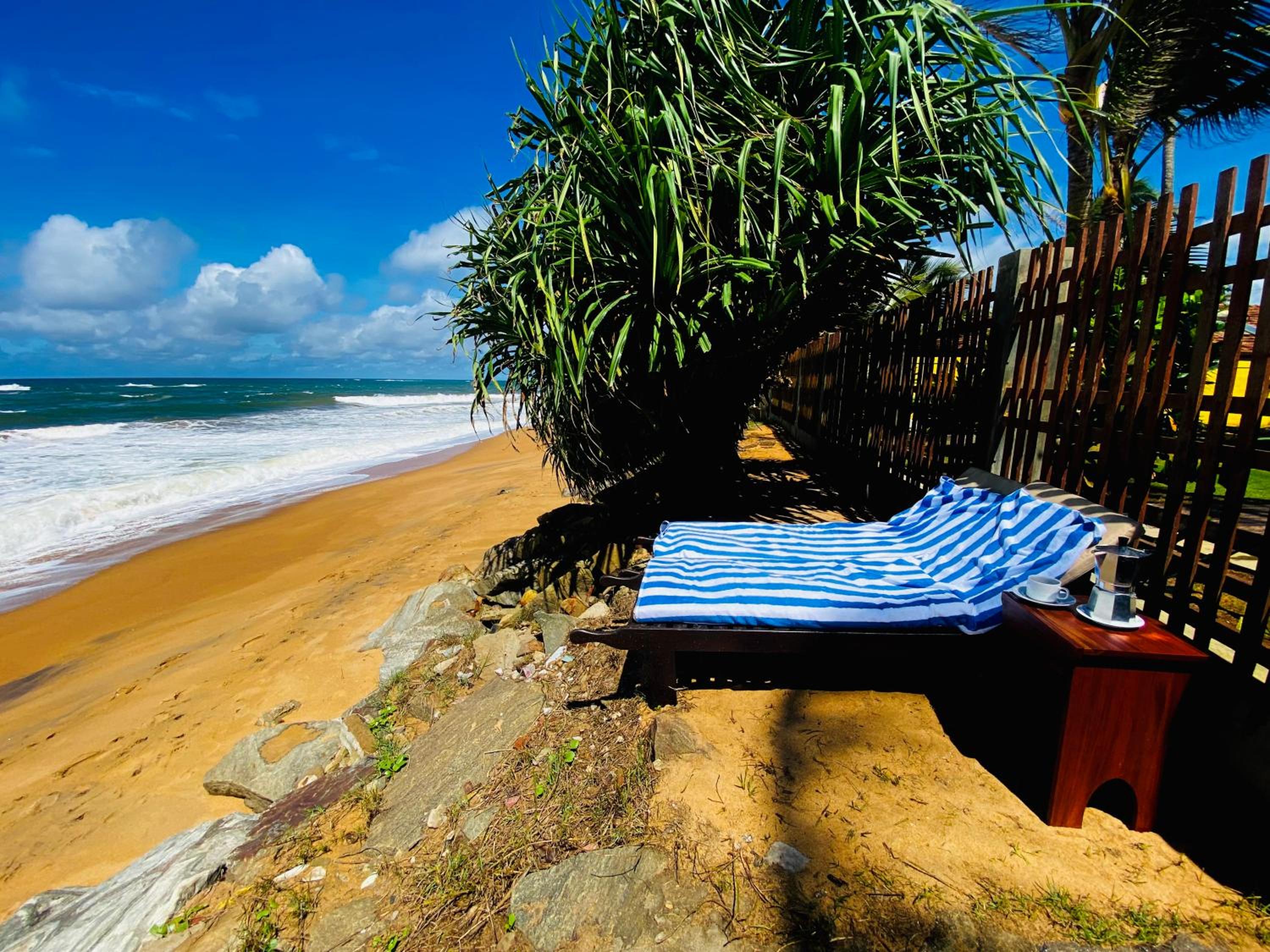 SUNSET BEACH HAVEN, Entire Villa, Beachfront, Pool, Private view 5
