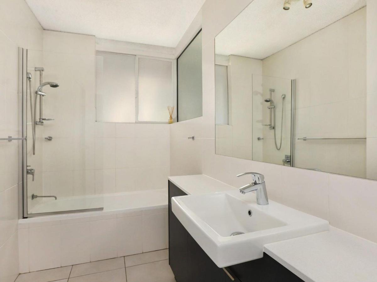 Apartment 2 Belmore Terrace 11