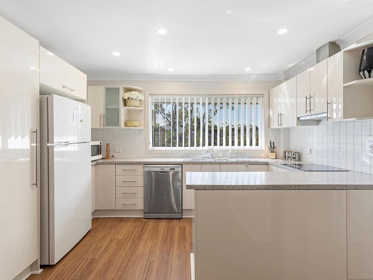 Bay Serene 15 Mistral Close