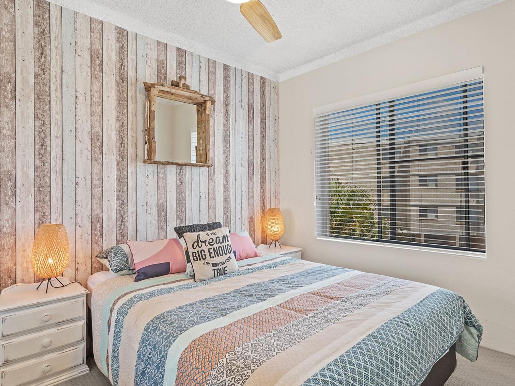 Bella Vista Unit 10 19 Shoal Bay Road