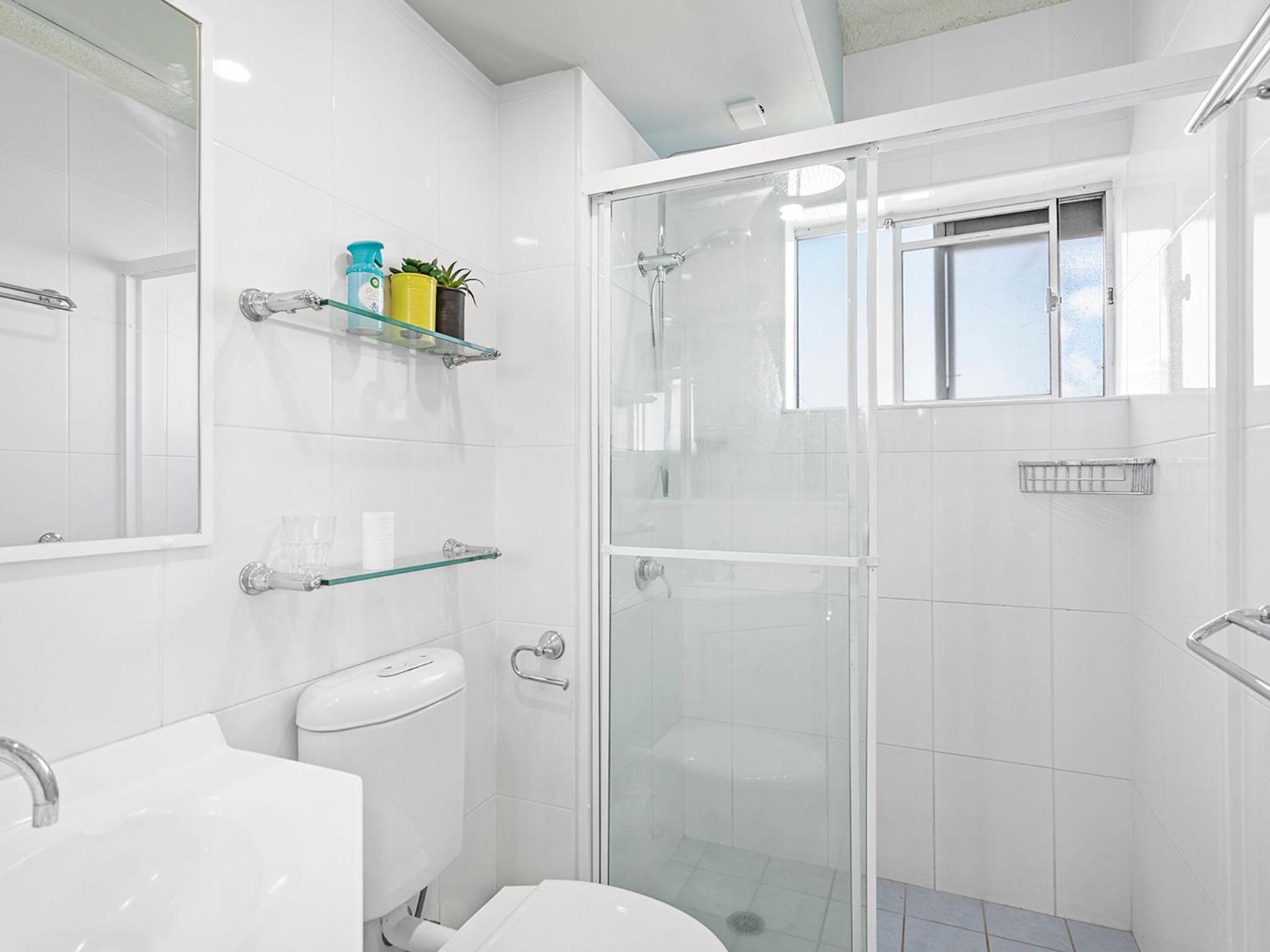 Bella Vista Unit 10 19 Shoal Bay Road
