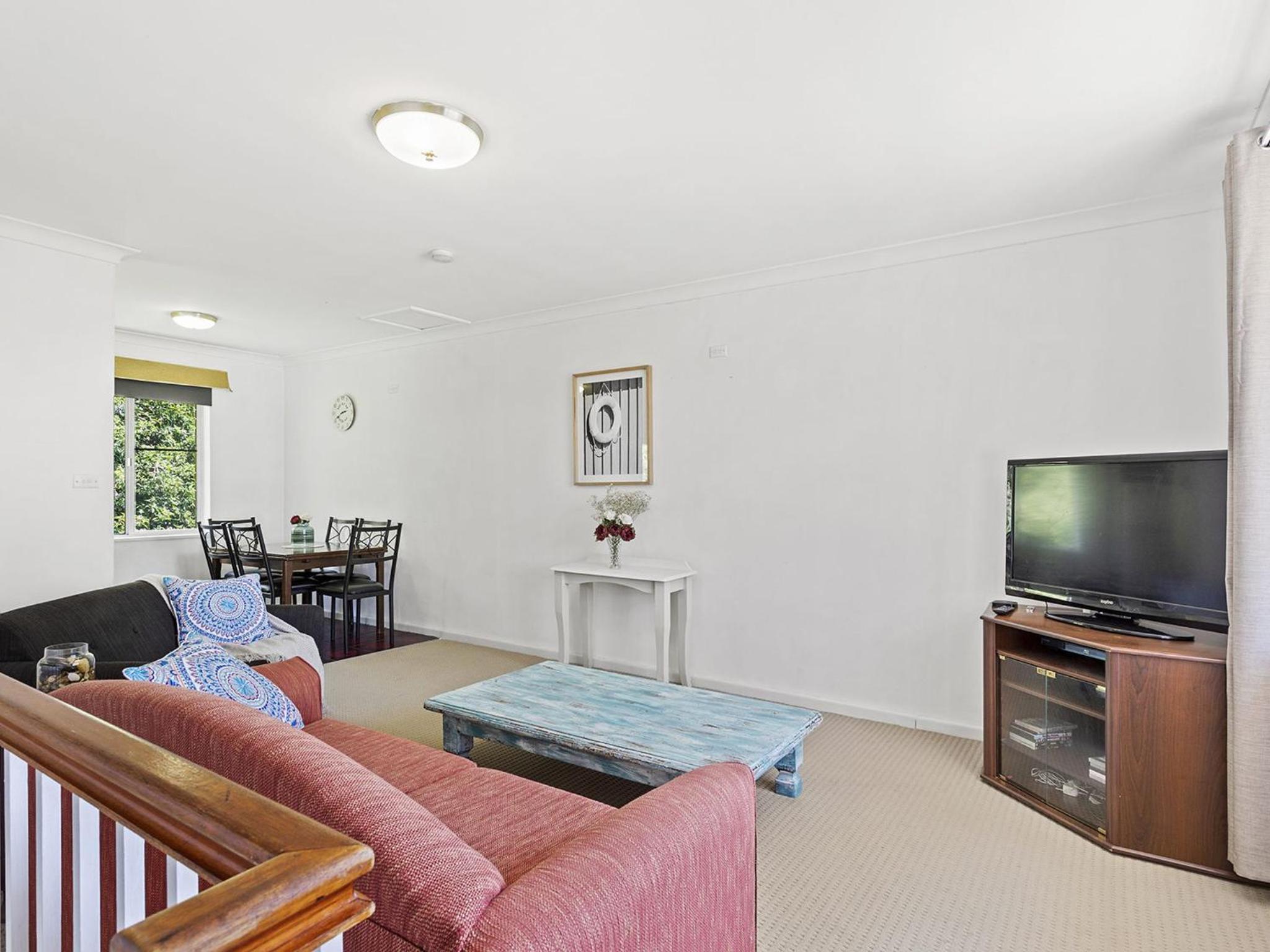 Lillian Stree Unit 1 2 view 4