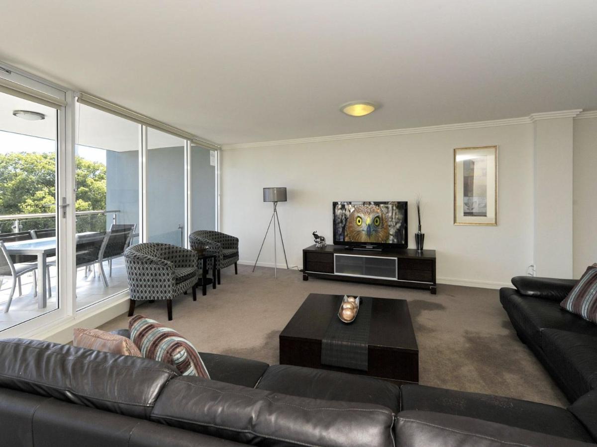 Oasis Unit 9 5 Laman Street