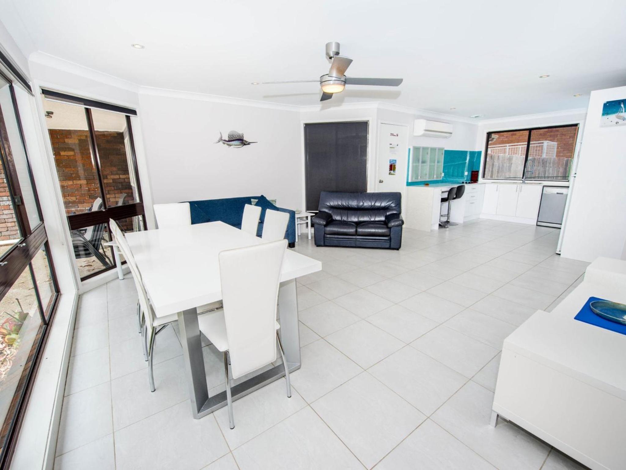 Pet Friendly Tomaree Rd 142 Shoal Bay view 4
