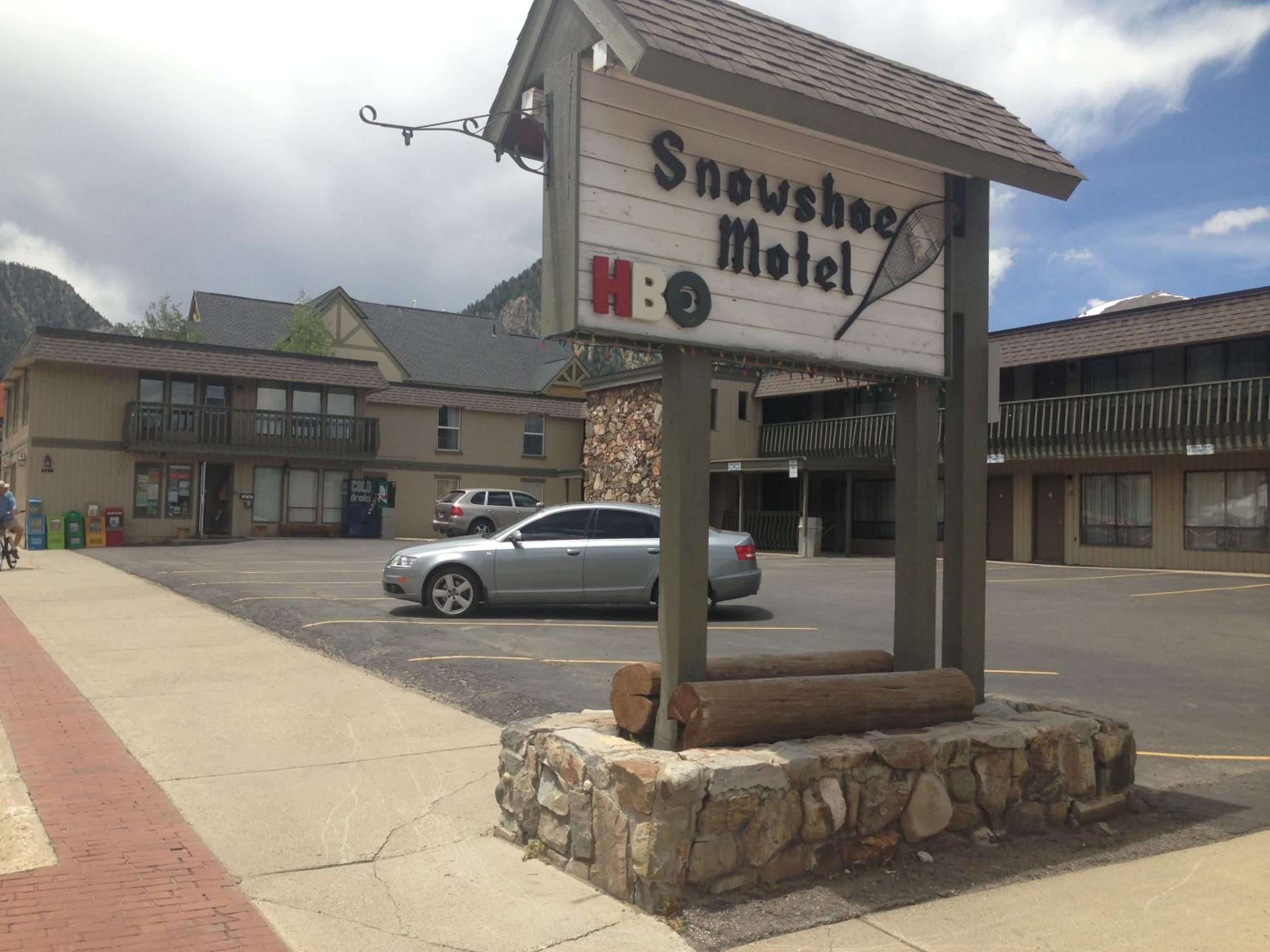 Hotel Snowshoe Motel - Image 1