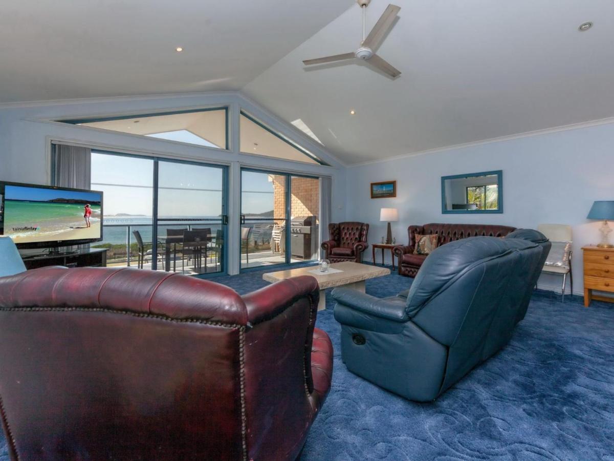 Tah Villa 1 68 Marine Drive