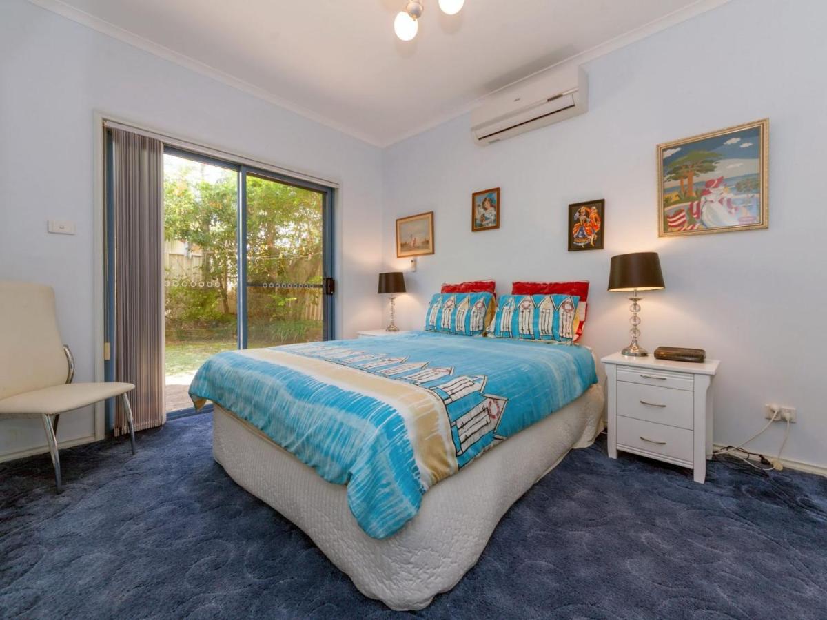 Tah Villa 1 68 Marine Drive