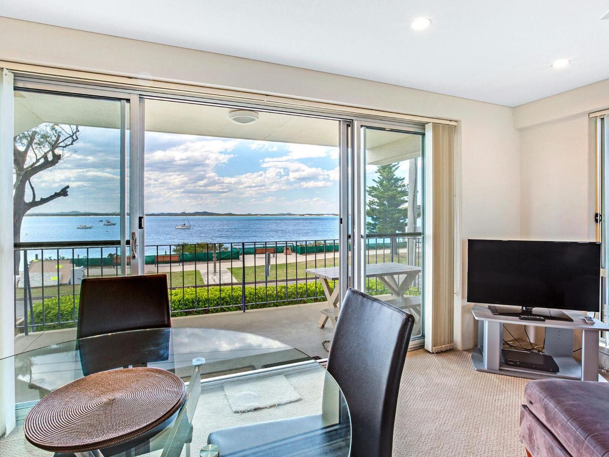 Shoal Towers Unit 3 11 Shoal Bay Road