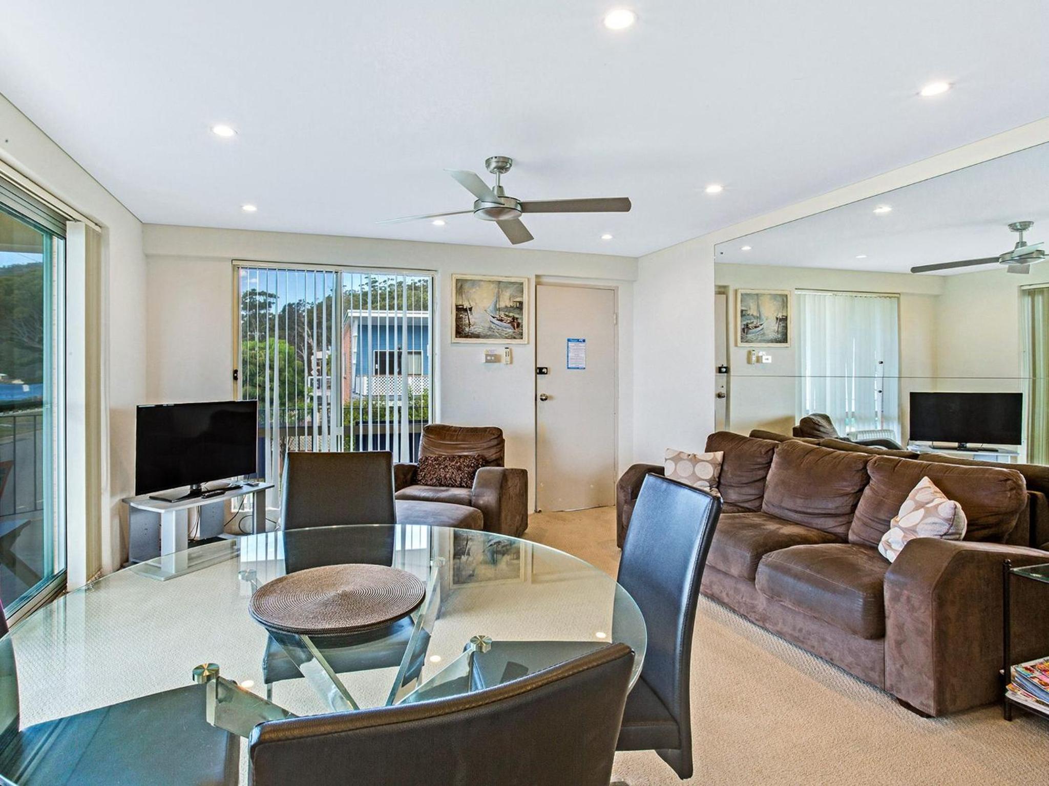 Shoal Towers Unit 3 11 Shoal Bay Road