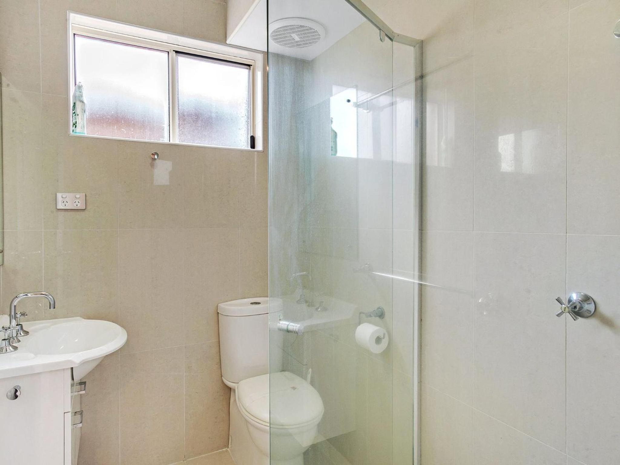 Shoal Towers Unit 3 11 Shoal Bay Road