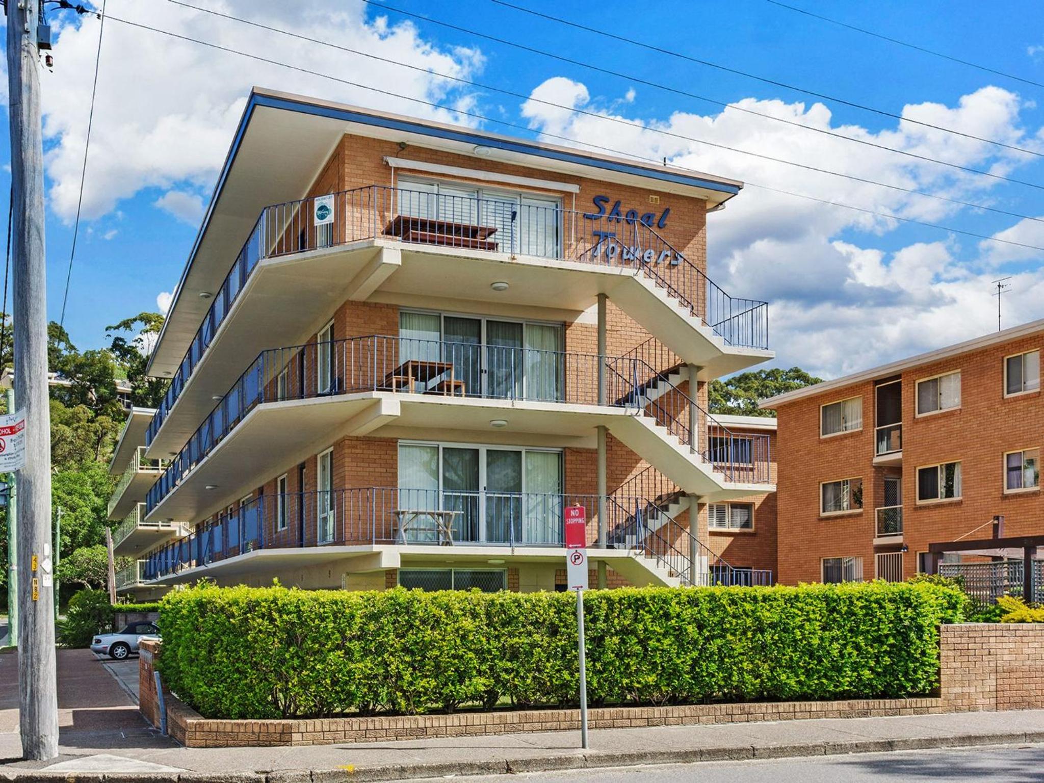 Shoal Towers Unit 3 11 Shoal Bay Road