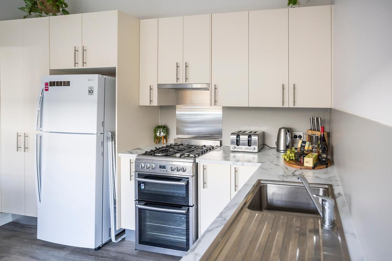 Cabo's On Currajong Warm, Cosy and Welcoming - Property Image 29