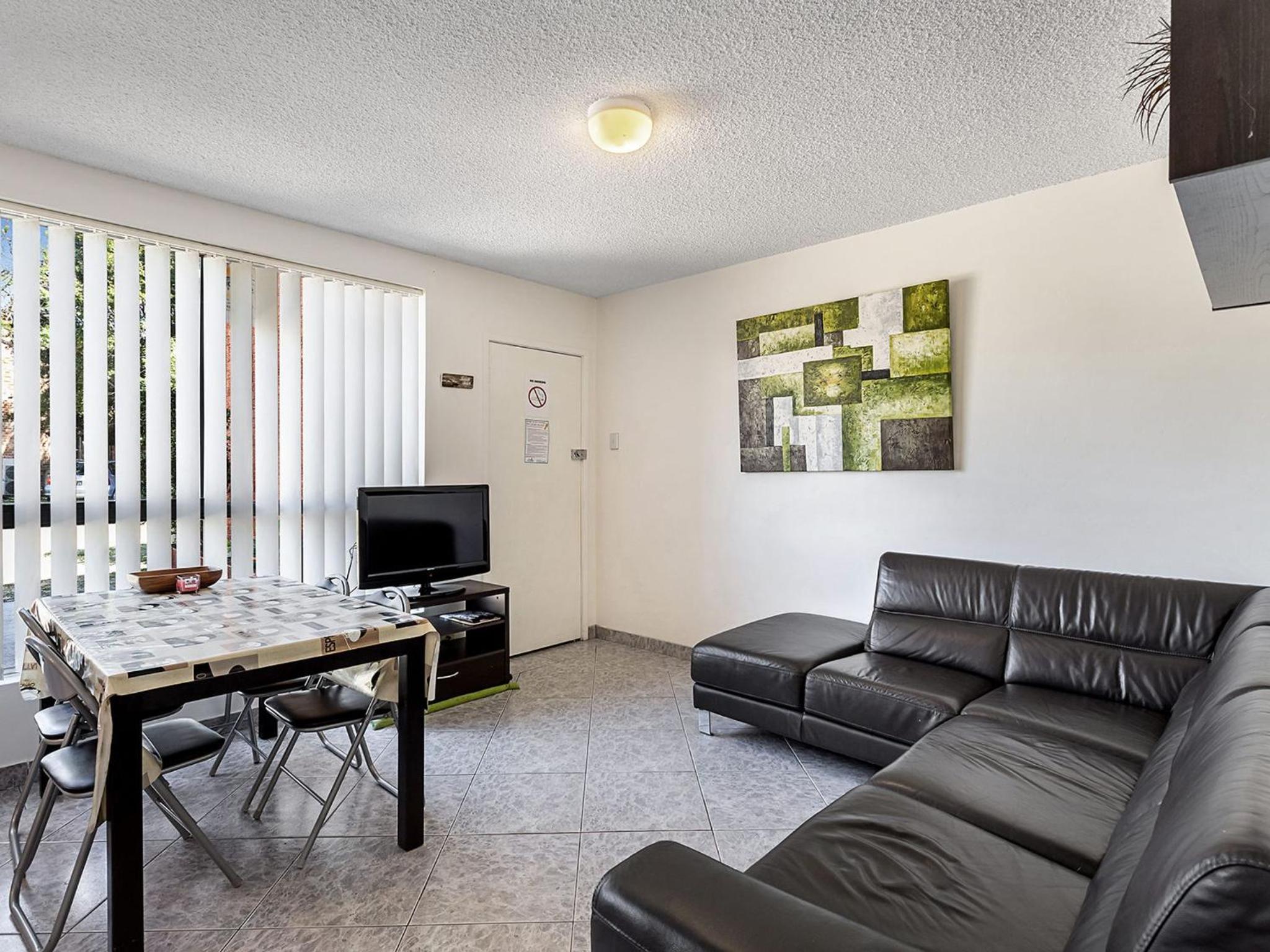 Sunset Court Unit 1 3 Resthaven Avenue