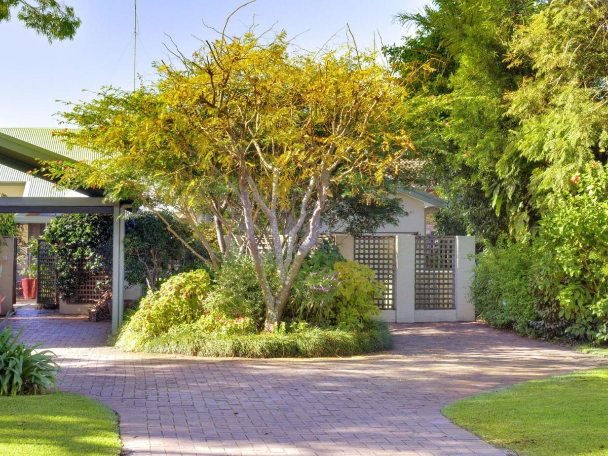 Tuscan Waterfront Unit 1 213 Soldiers Point Road