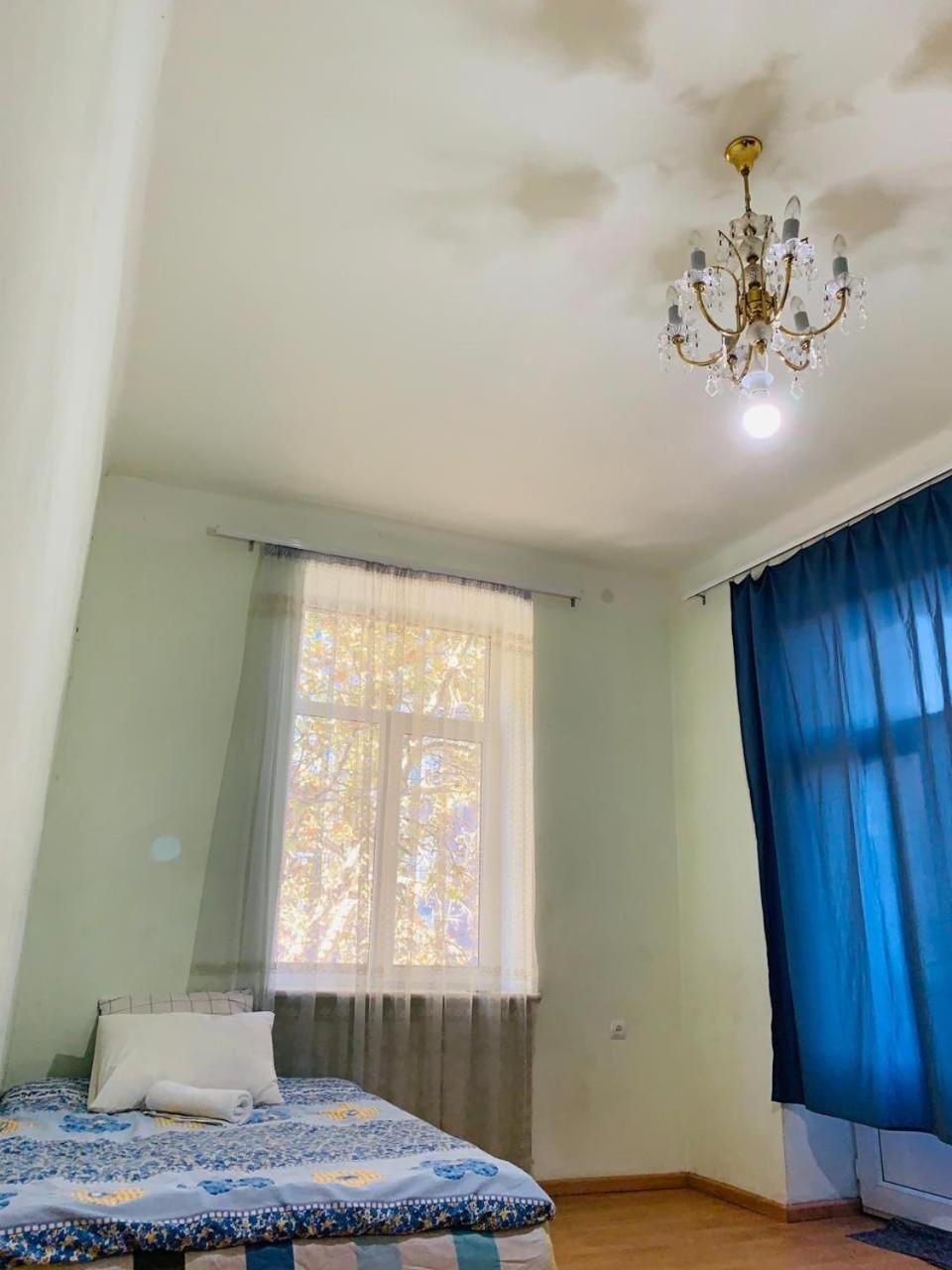 Daisy Hostel & Tour