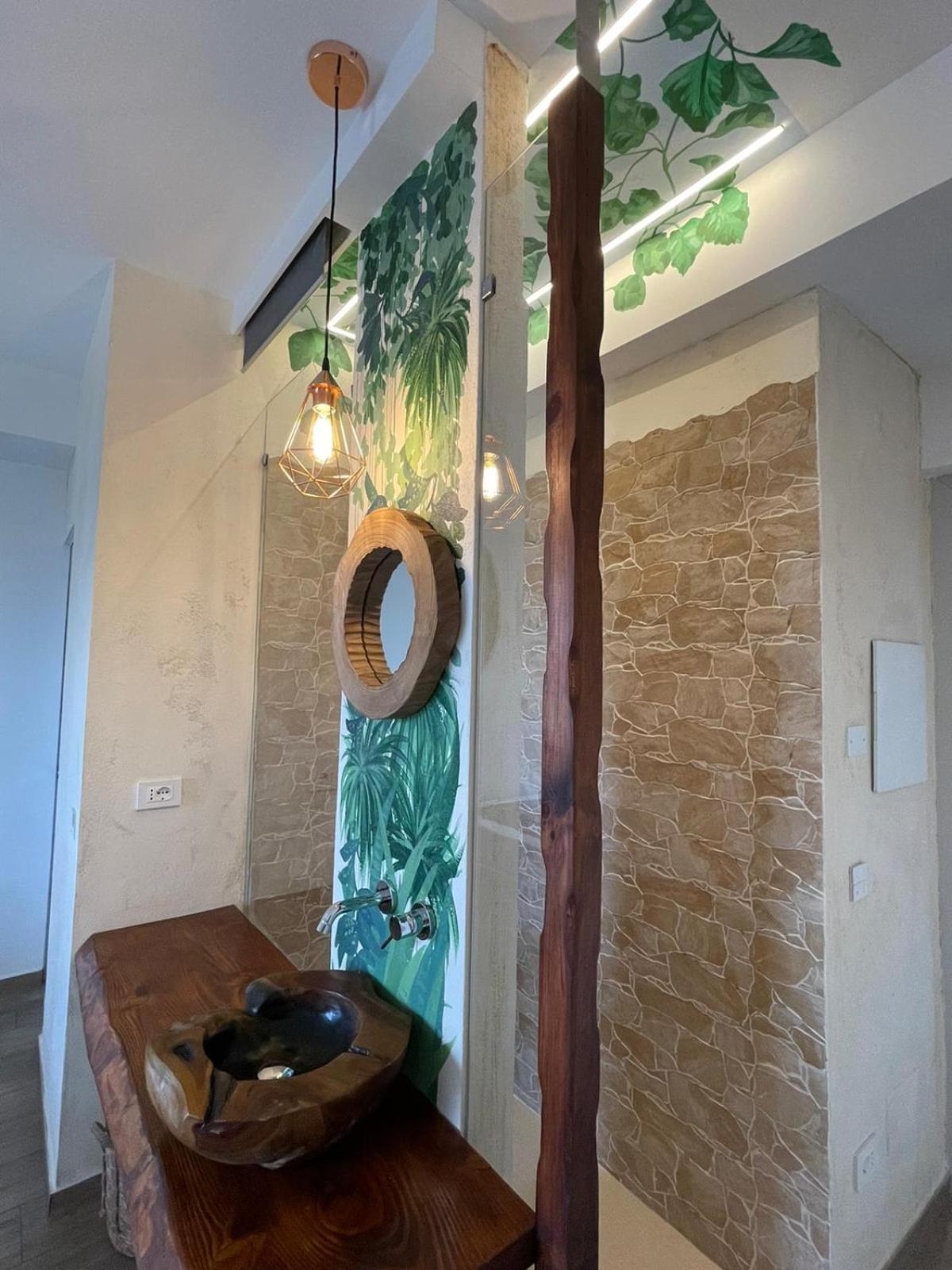 Urban jungle rooms