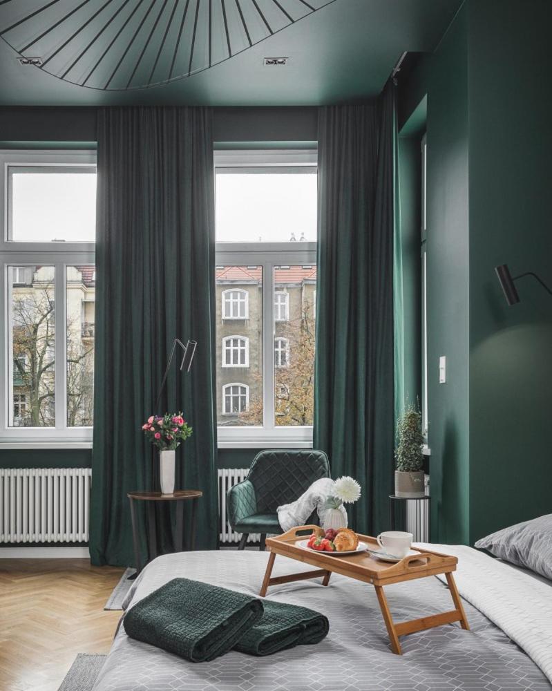 KAZIA Apartment in My Center 7