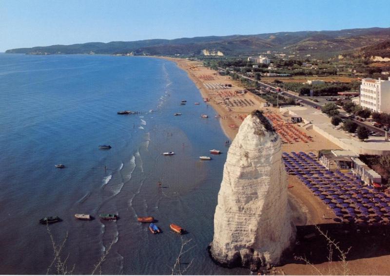 B&B Palazzo Manfredi Vieste, Fronte mare con Parcheggio