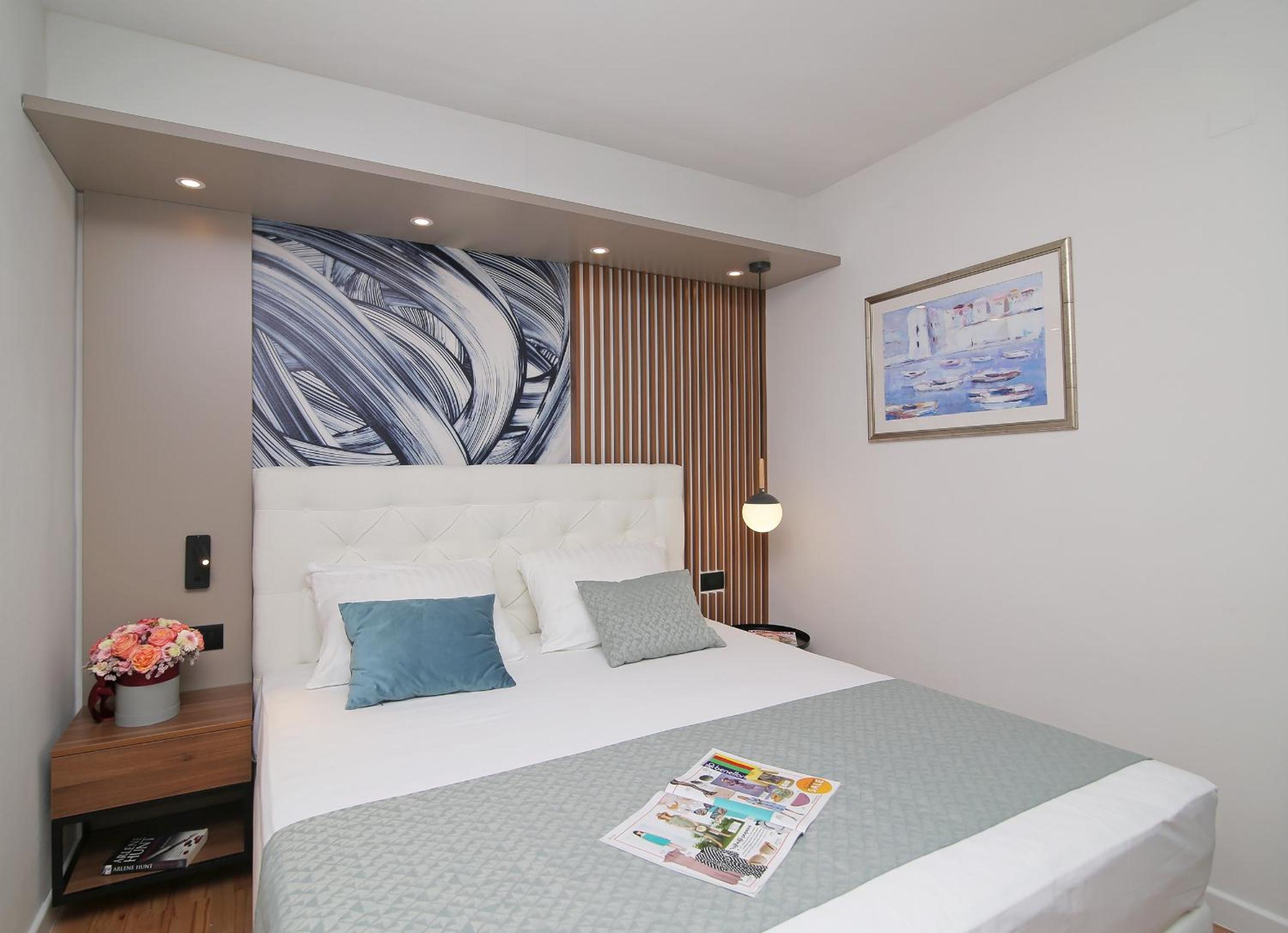 Villa Antea Apartments with Free Parking