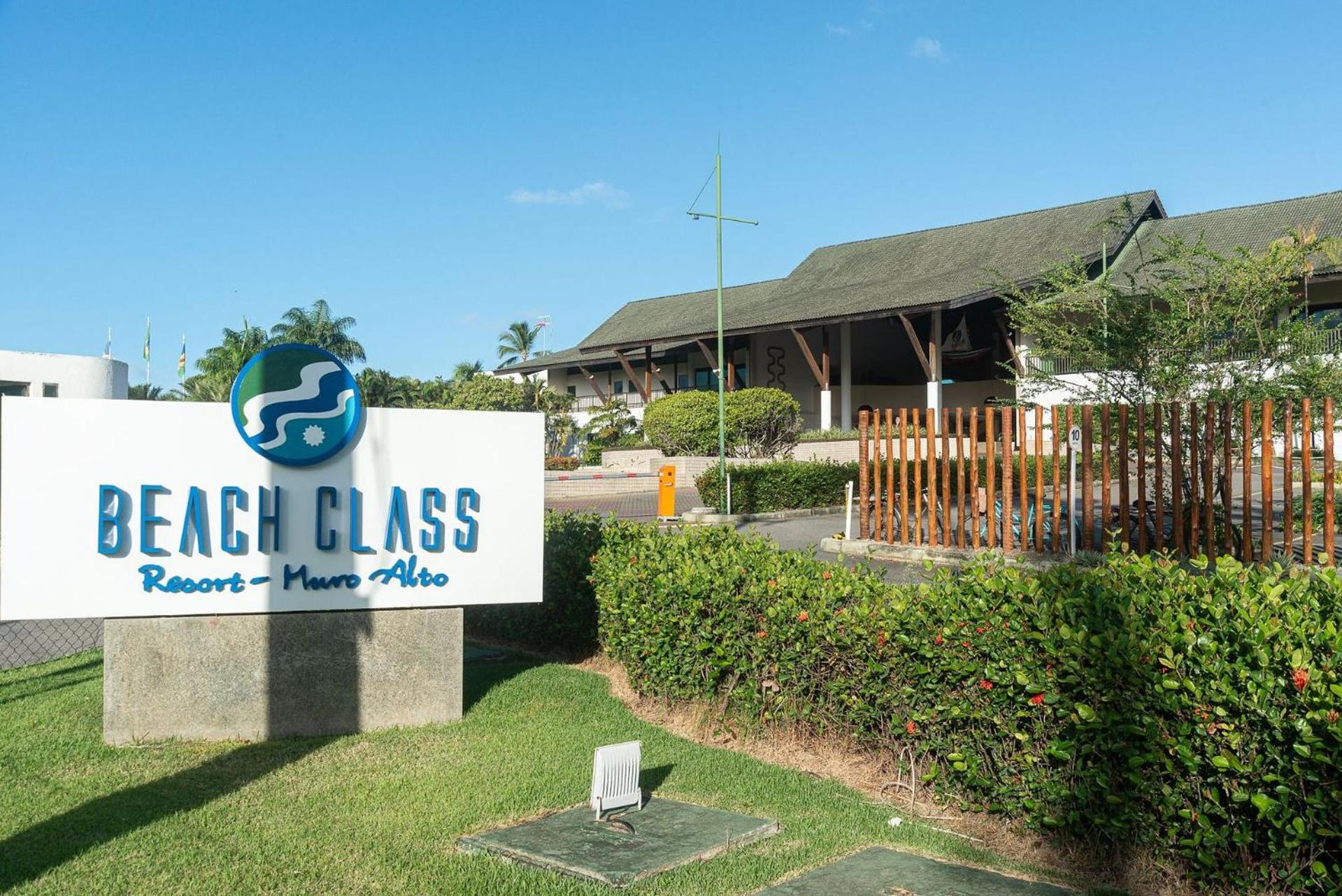Flat ou Bangalo Luxo Beach Class Beira Mar Muro Alto