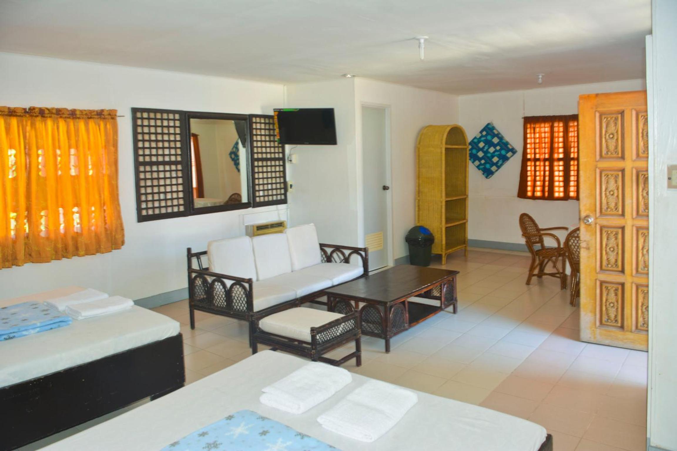 Isla Bonita Beach Resort, San Juan - 12