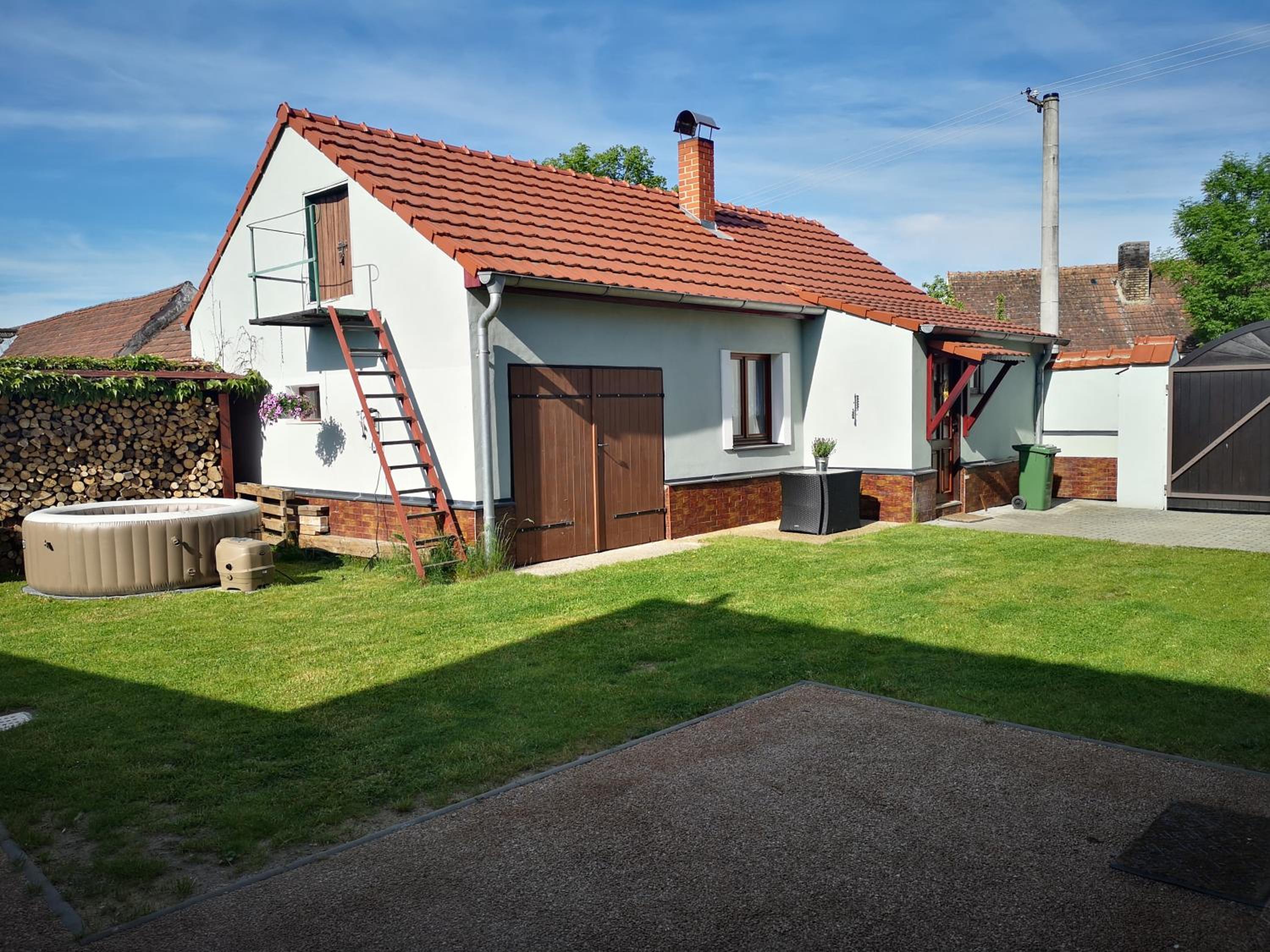 Dráchovský apartmán a vejminek