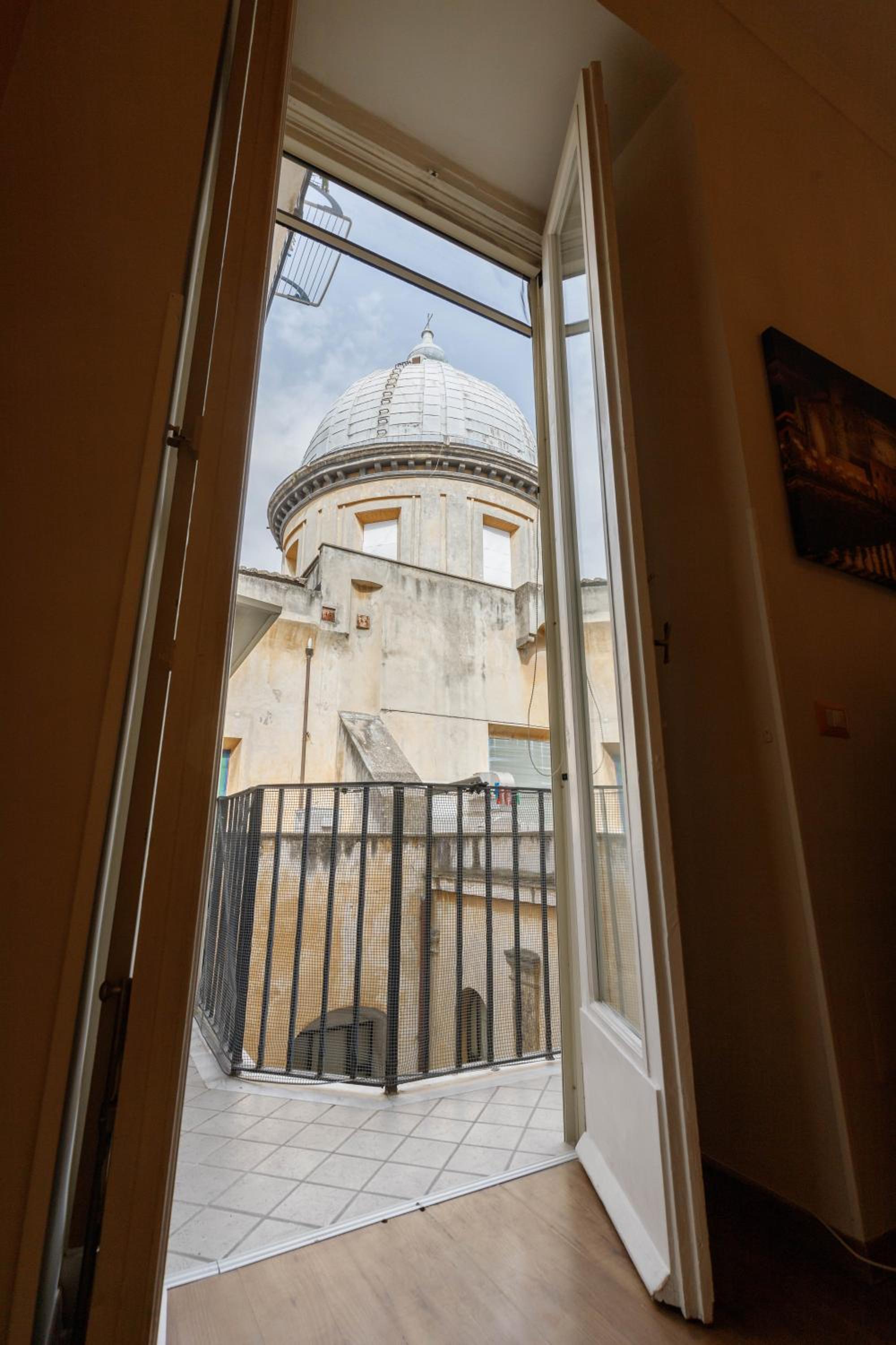 Duomo 77 - In the heart of the historical center - by Elite Villas