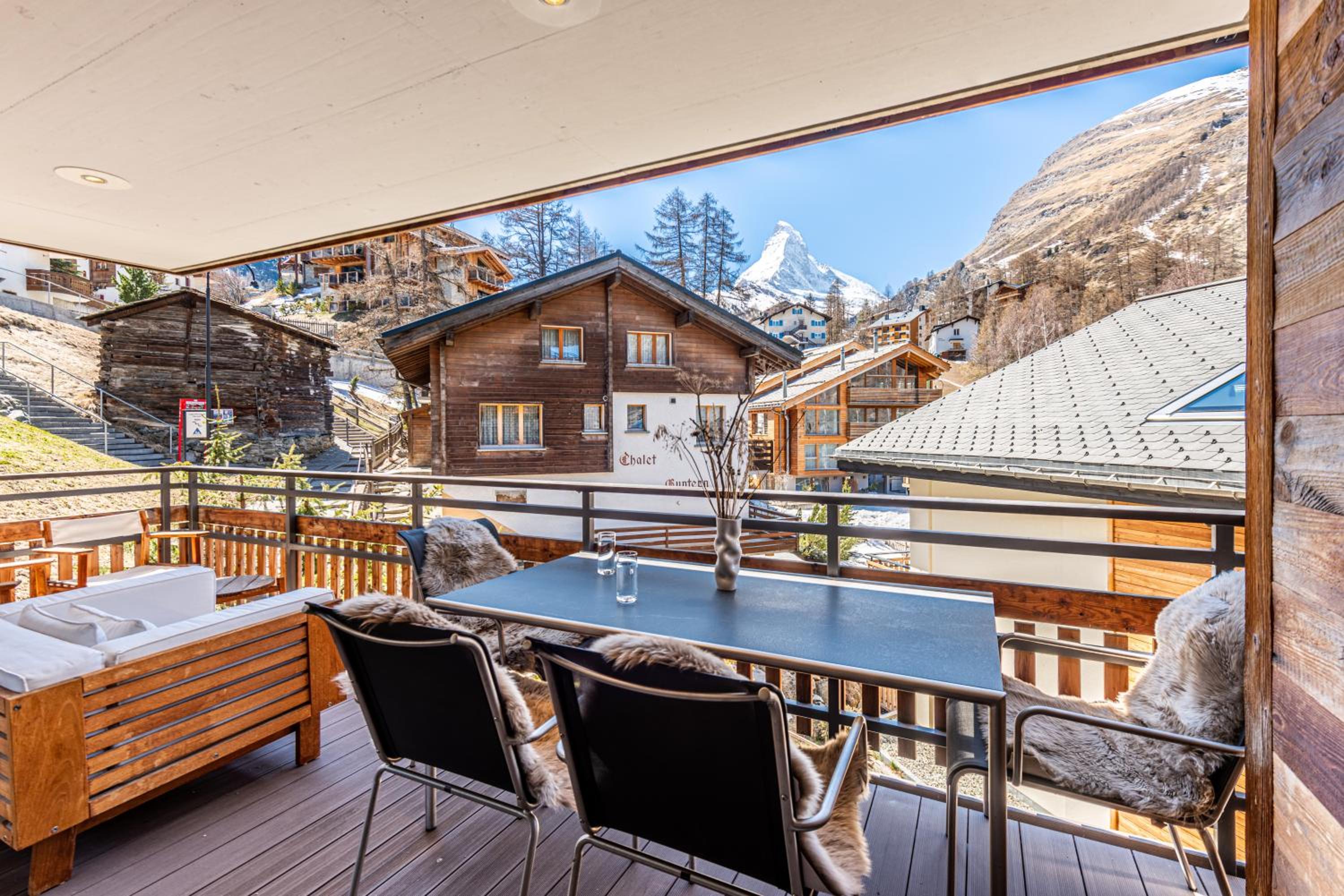 Chalet Petit view 4